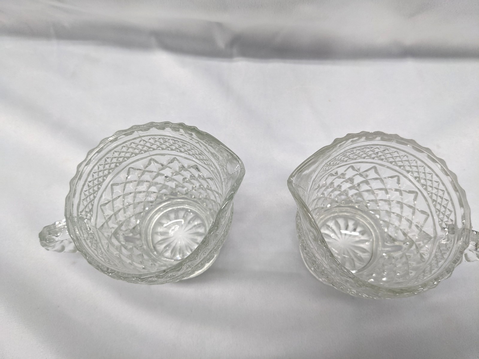 Vtg Anchor Hocking Wexford Pressed Glass Creamers Lot Of 2 Diamond Cut Pattern