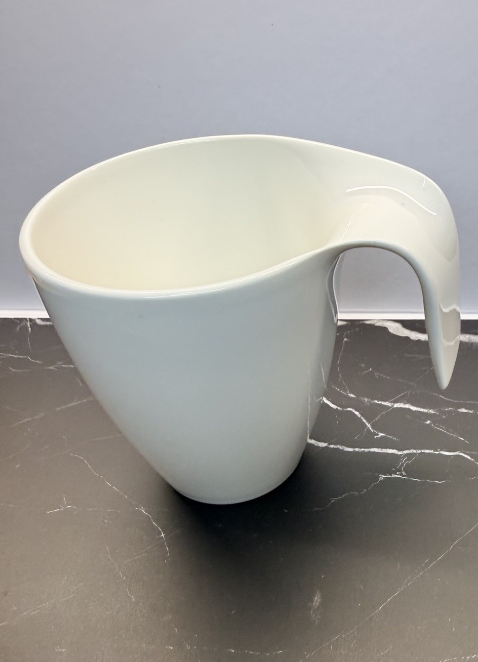 Villeroy & Boch Flow Series Coffee Mug 11.5 oz Prem White Porcelain German 1748