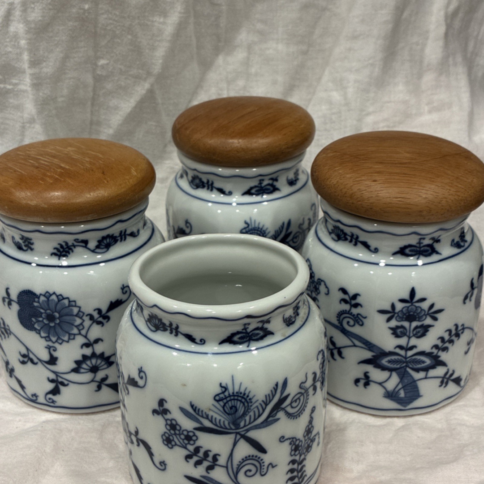 4 Blue Danube Porcelain Jars With Wooden Snap Lids, Floral, Set of 4