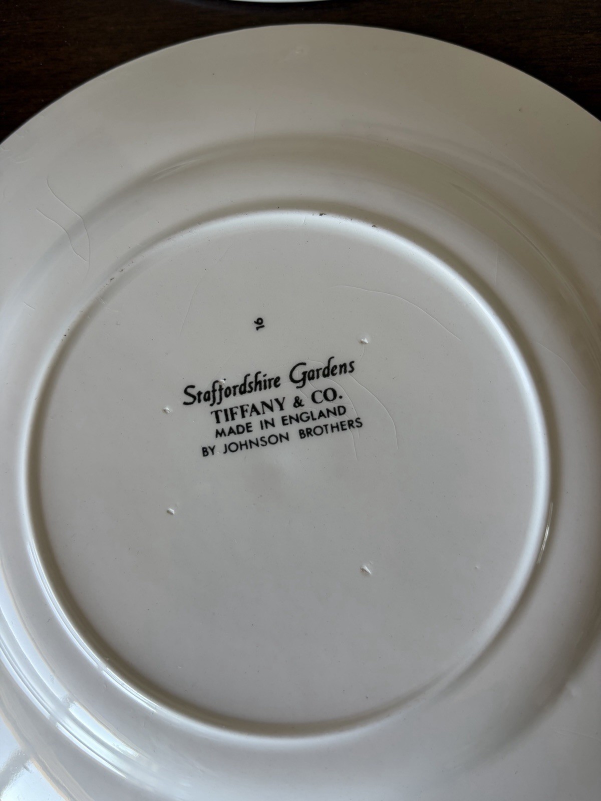 Tiffany & Co Staffordshire 8 Berry Assort Plates by Johnson Brothers (334ME)