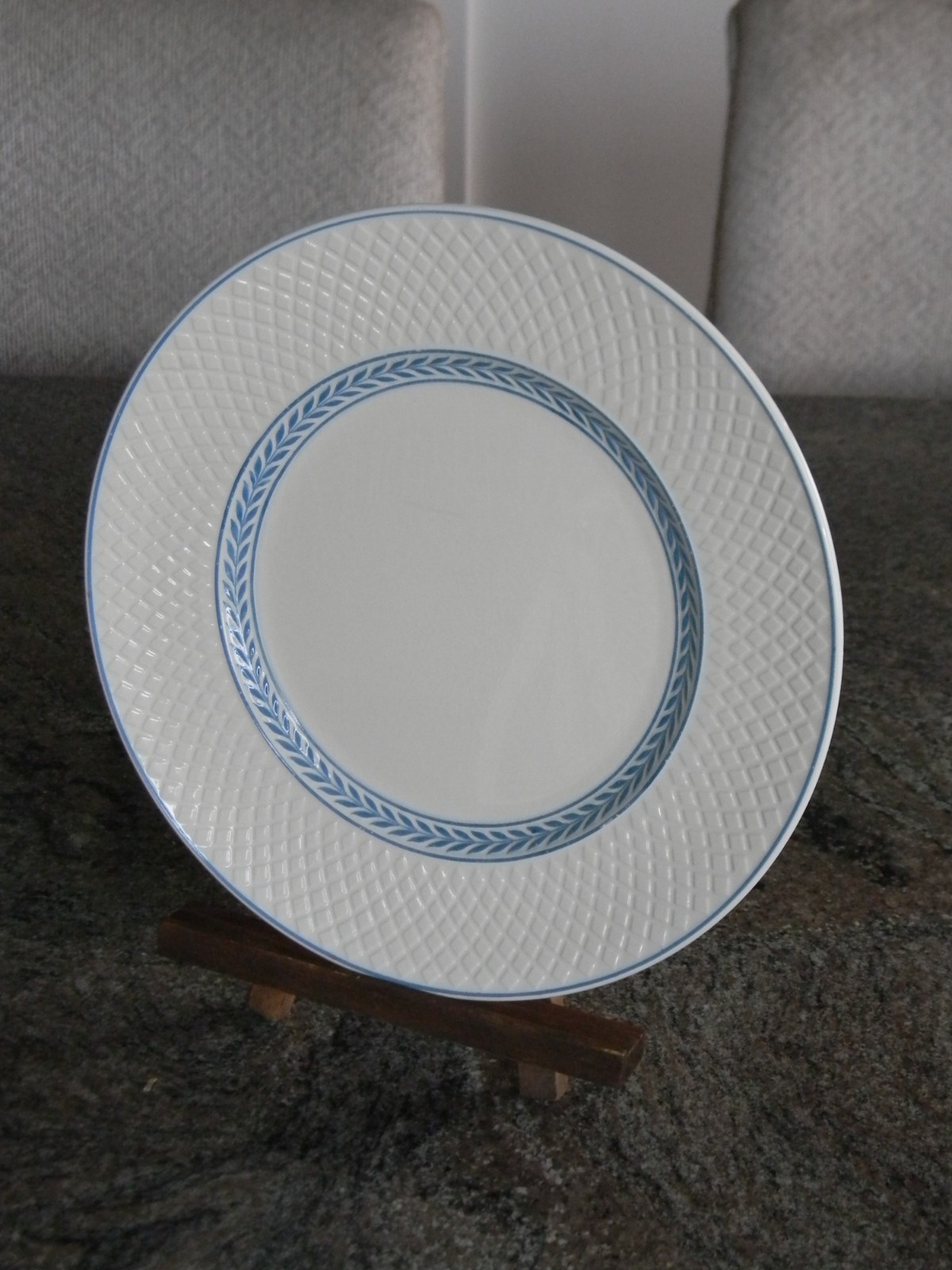 Spode Mansard Elaine White and Blue Bone China Embossed 10.5″ Dinner Plates