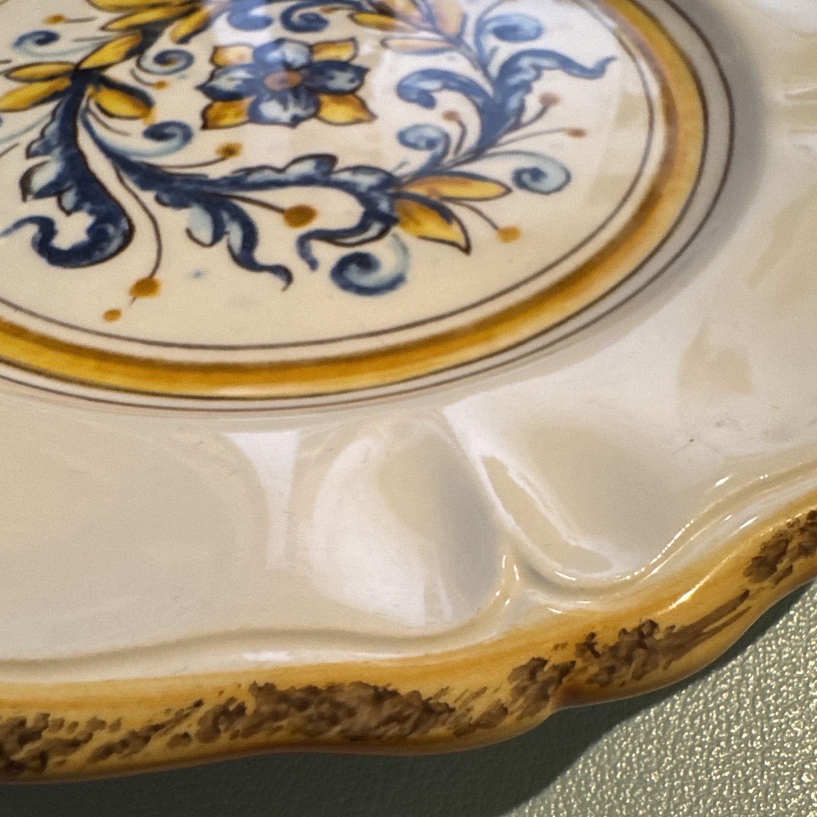Bizzirri Handmade In Italy Salad Plate Scalloped Edges Yellow/Cobalt Blue 8.5”