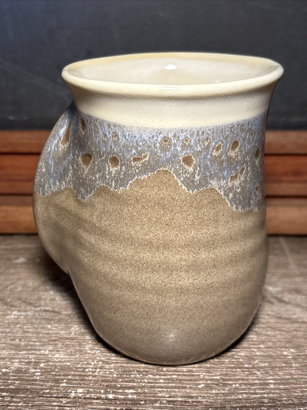 Neher Art Pottery Hand Warmer Mug Signed Tan Blue Gray Drip Glaze 2019 E11
