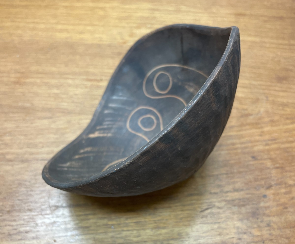 Vintage Raymor Italy Asymmetrical Bowl Abstract Design MCM-Sgraffito technique