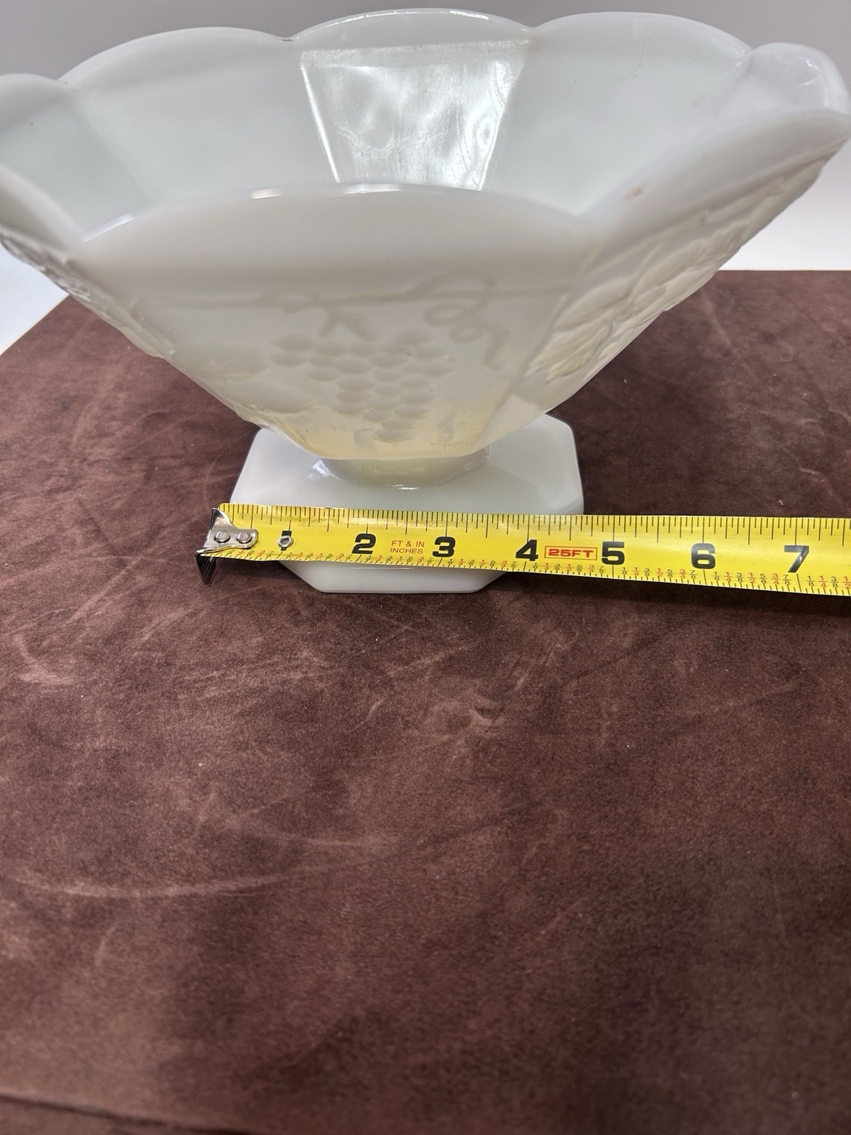 Vintage Anchor Hocking Harvest Grape Milk Glass Pedestal Fruit Bowl 9 Inch