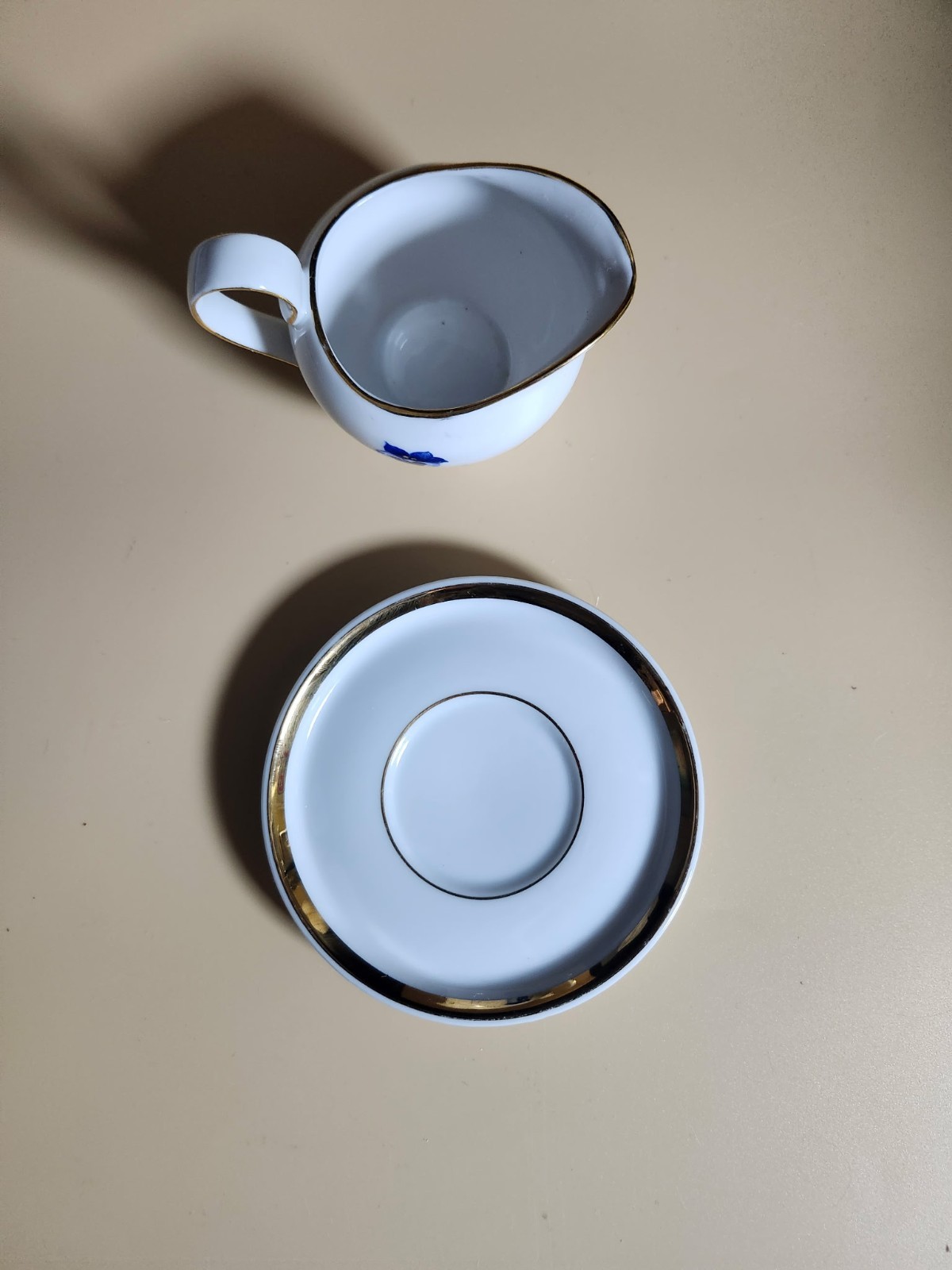 Hutschenreuther Creamer And Saucer Set From Germany (9061)