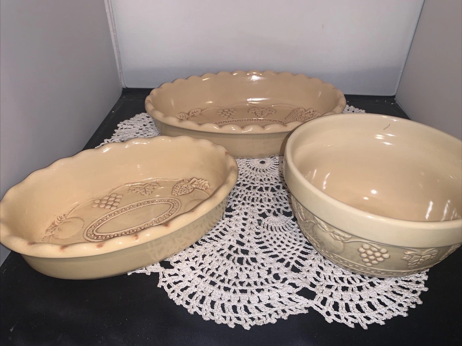 Vintage Leaf And Fruit Stoneware Casserole Bowls And Serving Bowl