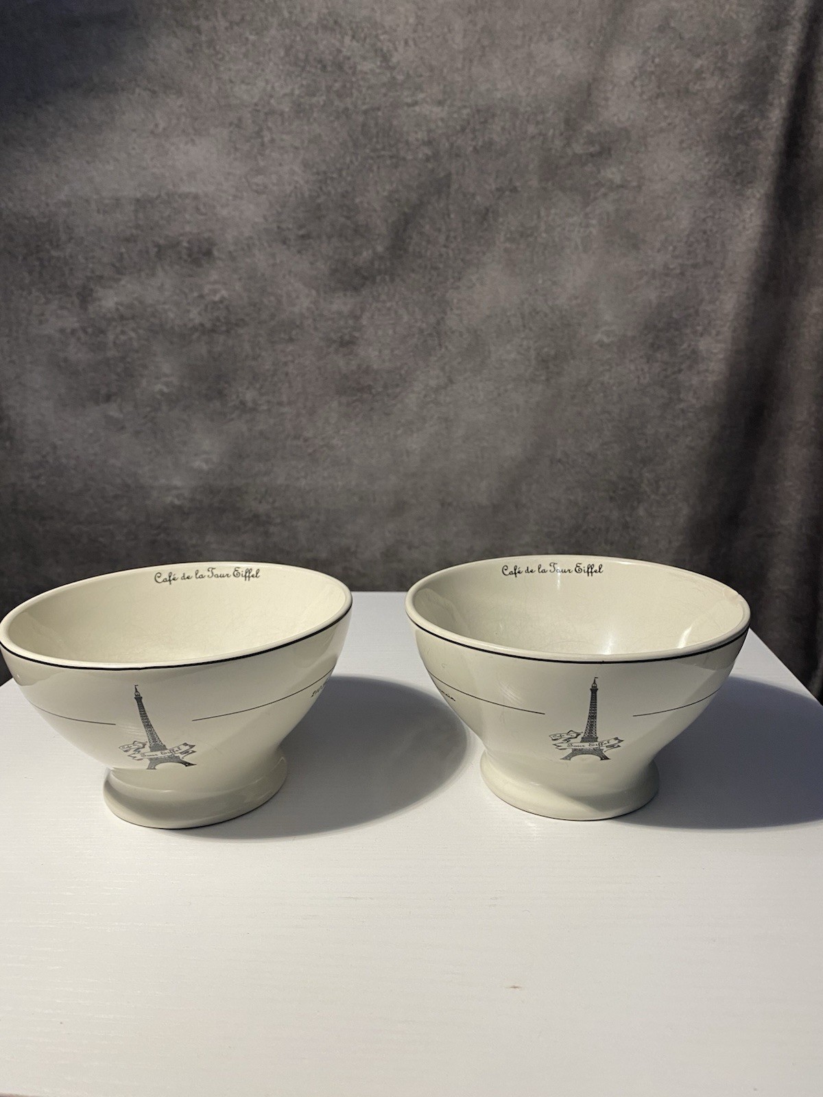 Kiss That Frog Set of 2 Ceramic Bowls Café de la Tour Eiffel 5in Thailand