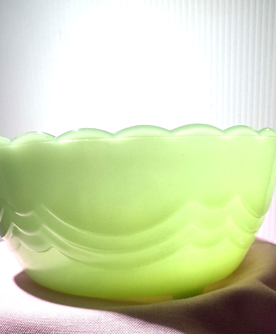 Fire King Jadeite 3 Footed Bulb Bowl 5 1/4″ Scalloped Rim Vintage Mid Century