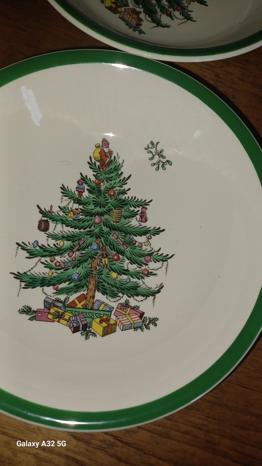 Set Of 4 Spode Christmas Tree 6-1/4″ Holiday Cereal Soup Bowl Made in England