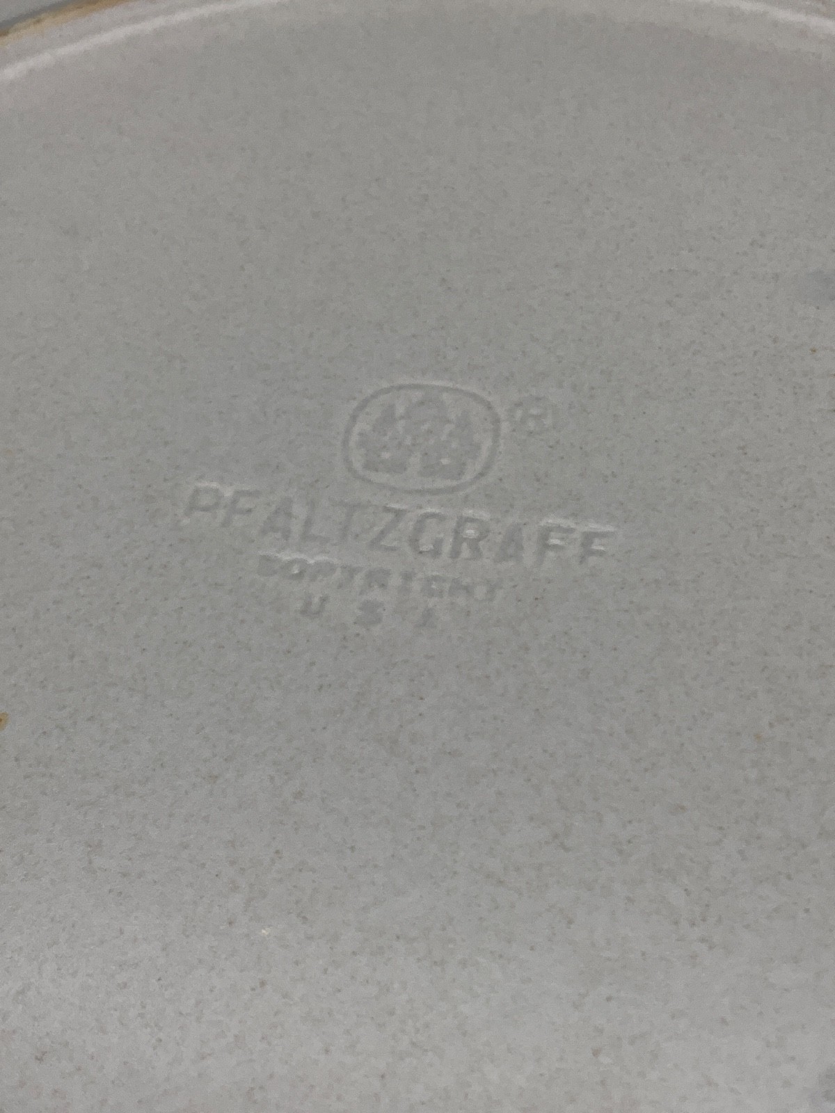 Pfaltzgraff Yorktowne 10-1/4″ Dinner Plate