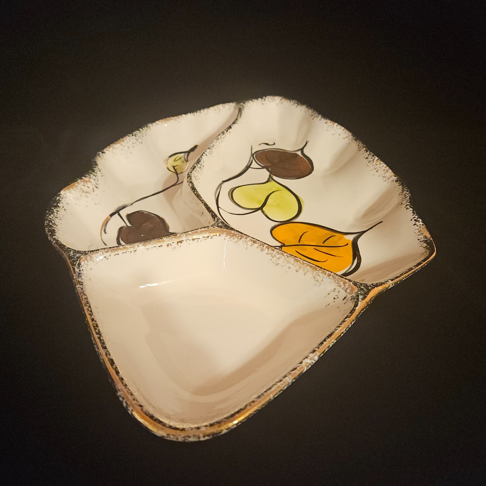 MCM California Pottery Divided Chip Covered Dip Serving Dish WD1570 16″