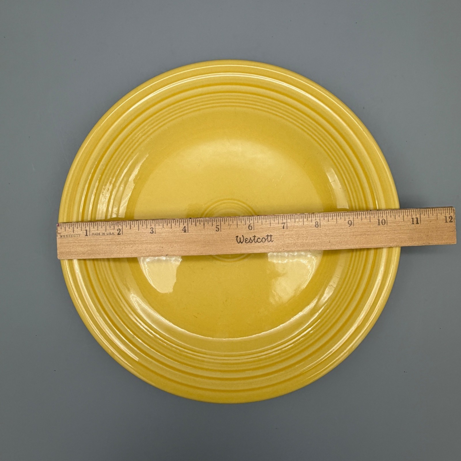 Fiesta Yellow Ceramic 10 1/2-Inches Dinner Plate Homer Laughlin USA