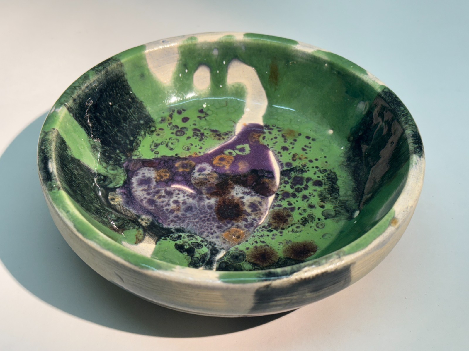 AK A.K. SIGNED ABSTRACT DRIP GLAZE STUDIO POTTERY BOWL HEAVY MATERIAL DATED 1997