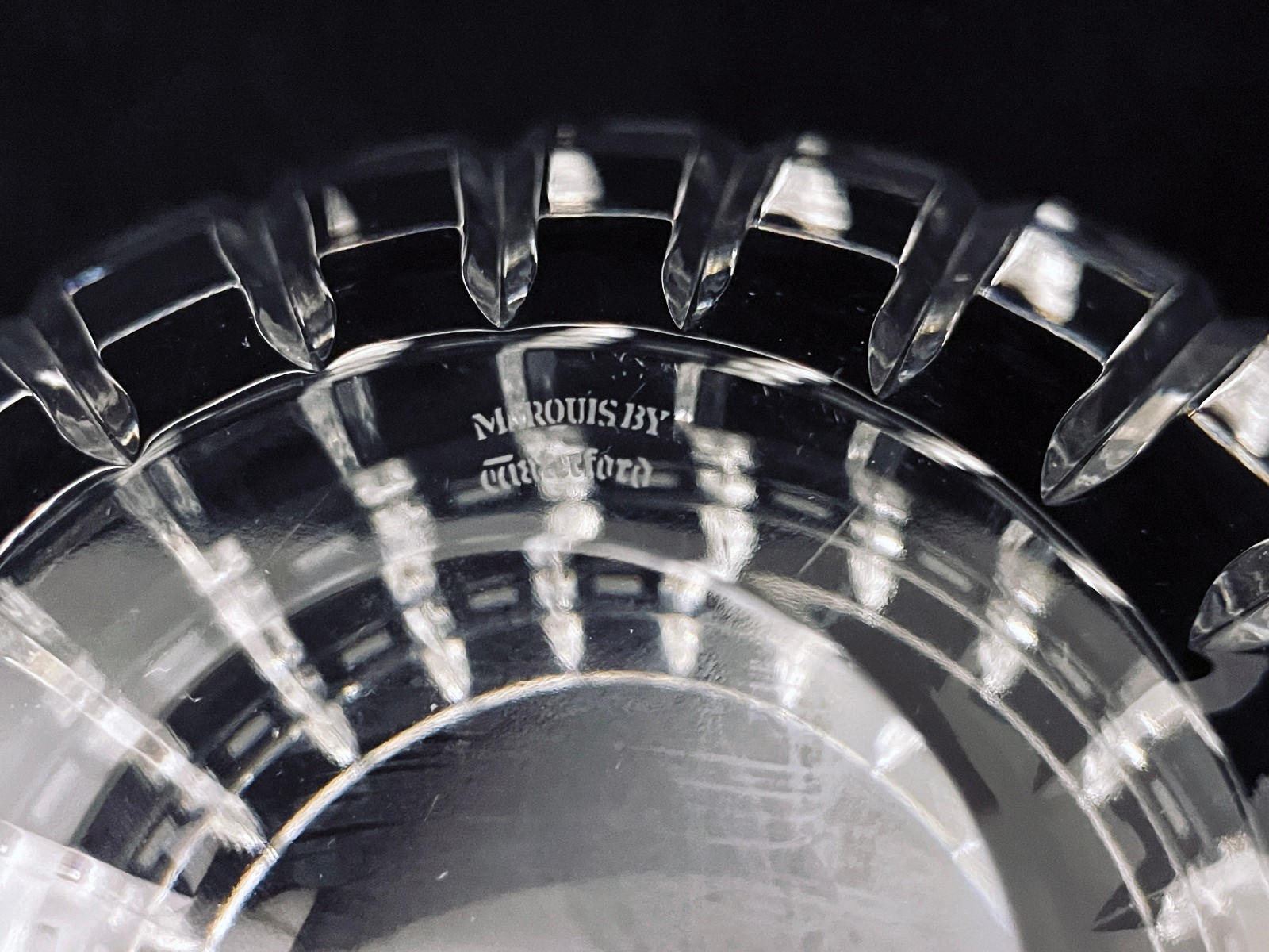 Marquis by Waterford Quadrata 9″ Crystal Bowl Frosted Squares 123394