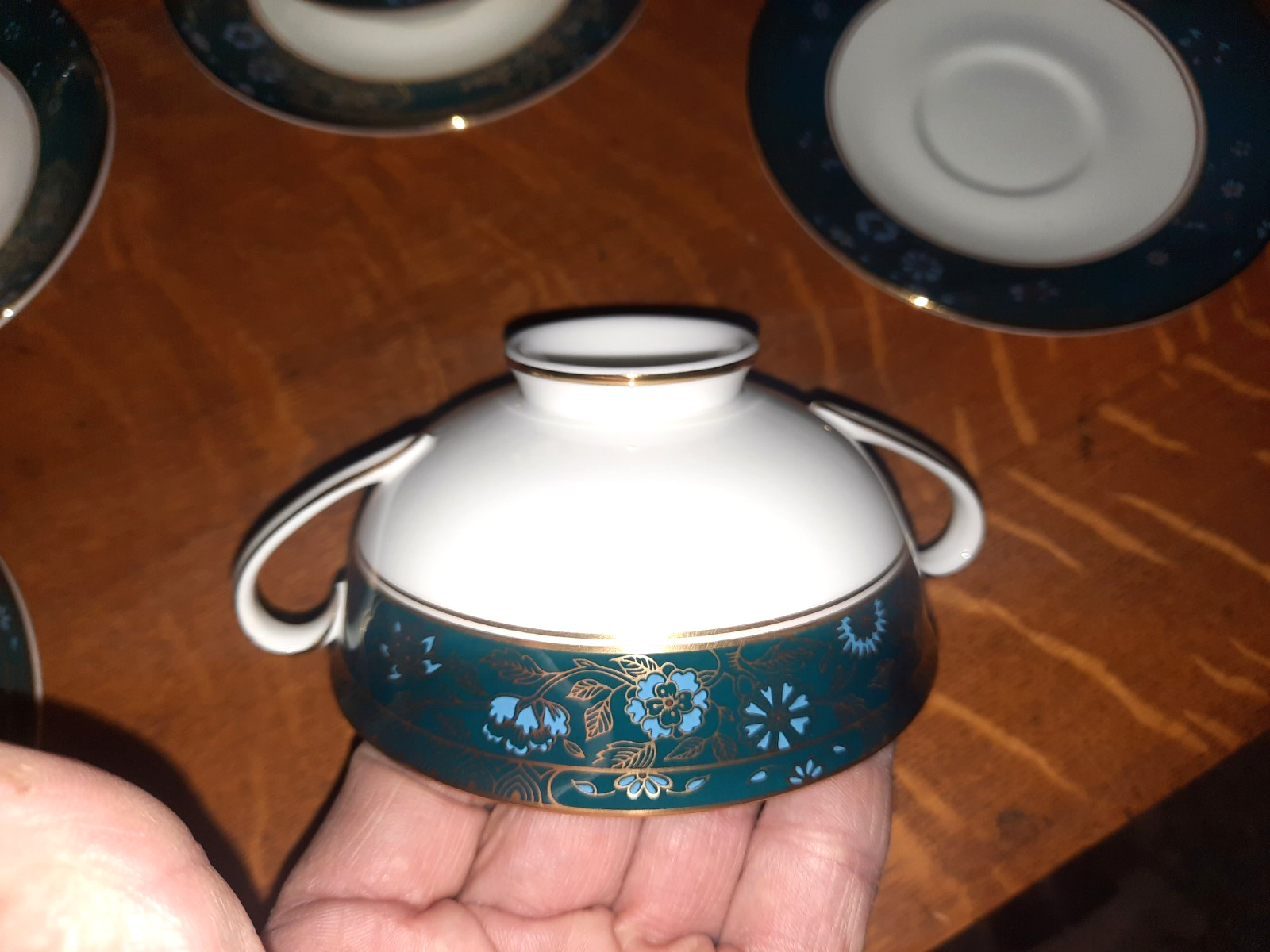 Set of 4 Royal Doulton Bone China Cream Soup Bowls & Saucers, Carlyle Pattern