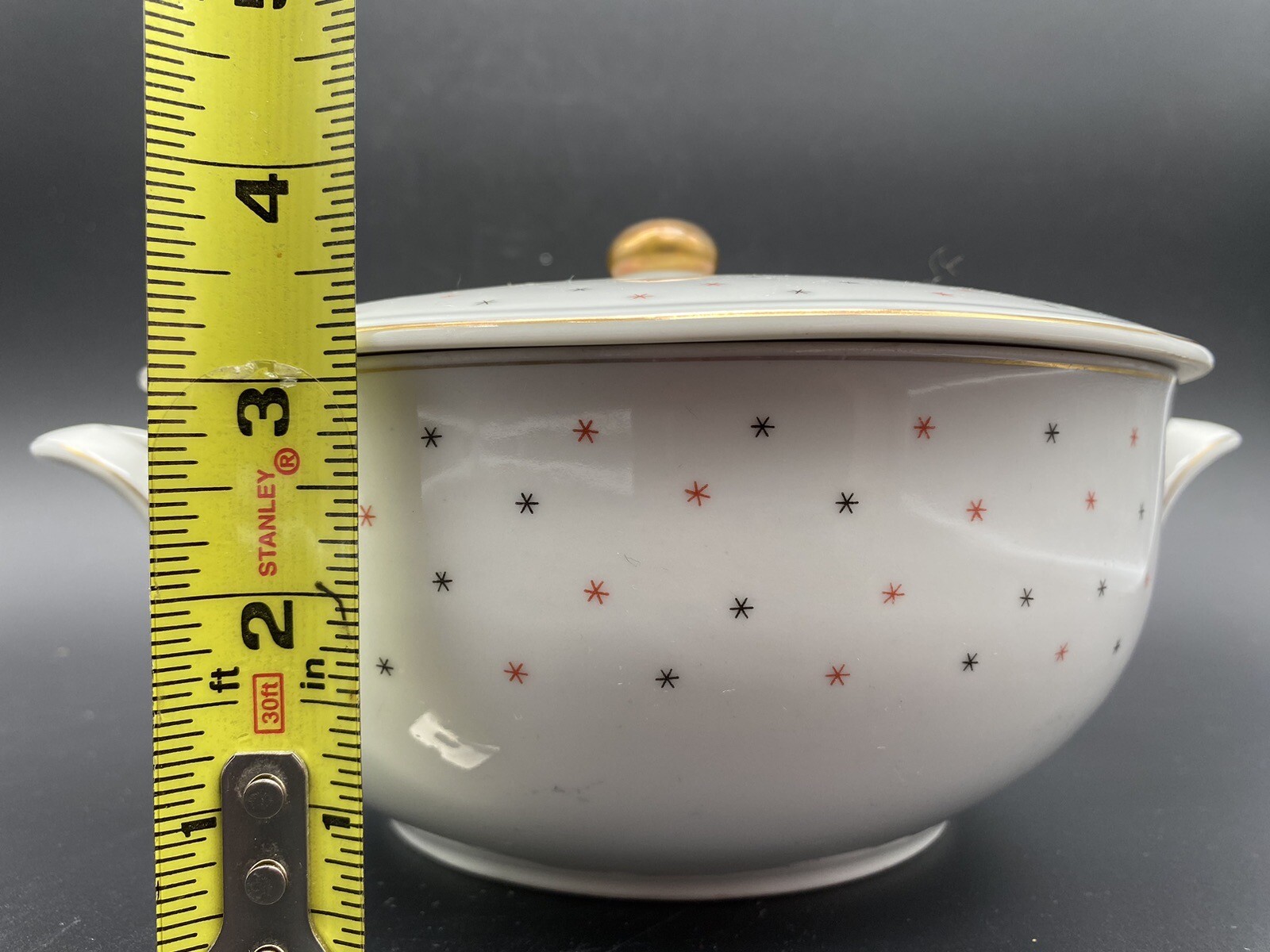 Porzellanfabrik Arzberg Bayern White Handled Covered bowl W/ Gold finial Stars