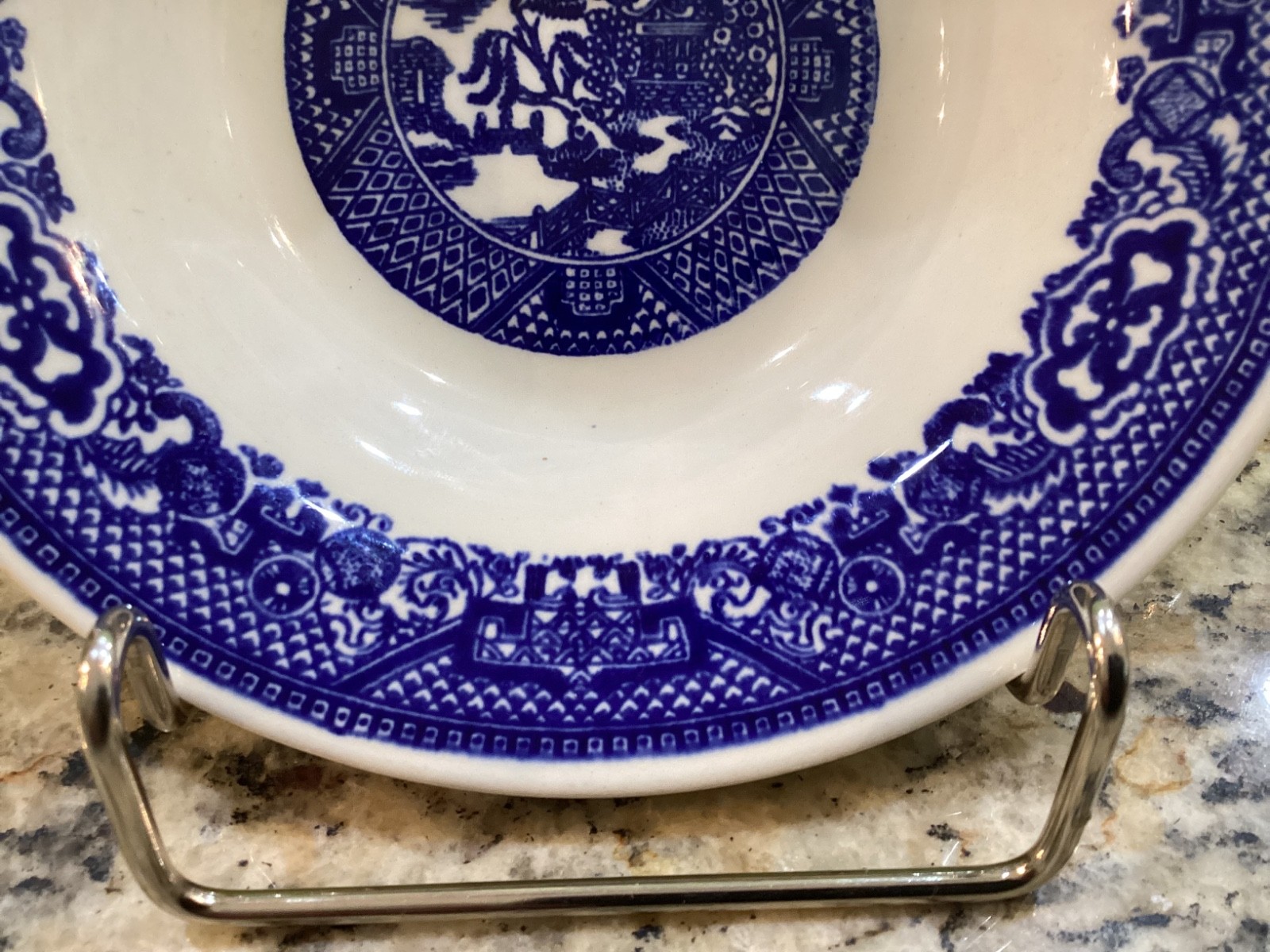 Vintage Blue Willow Pattern Unbranded – 6.25 in. Soup / Salad Serving Bowl NICE