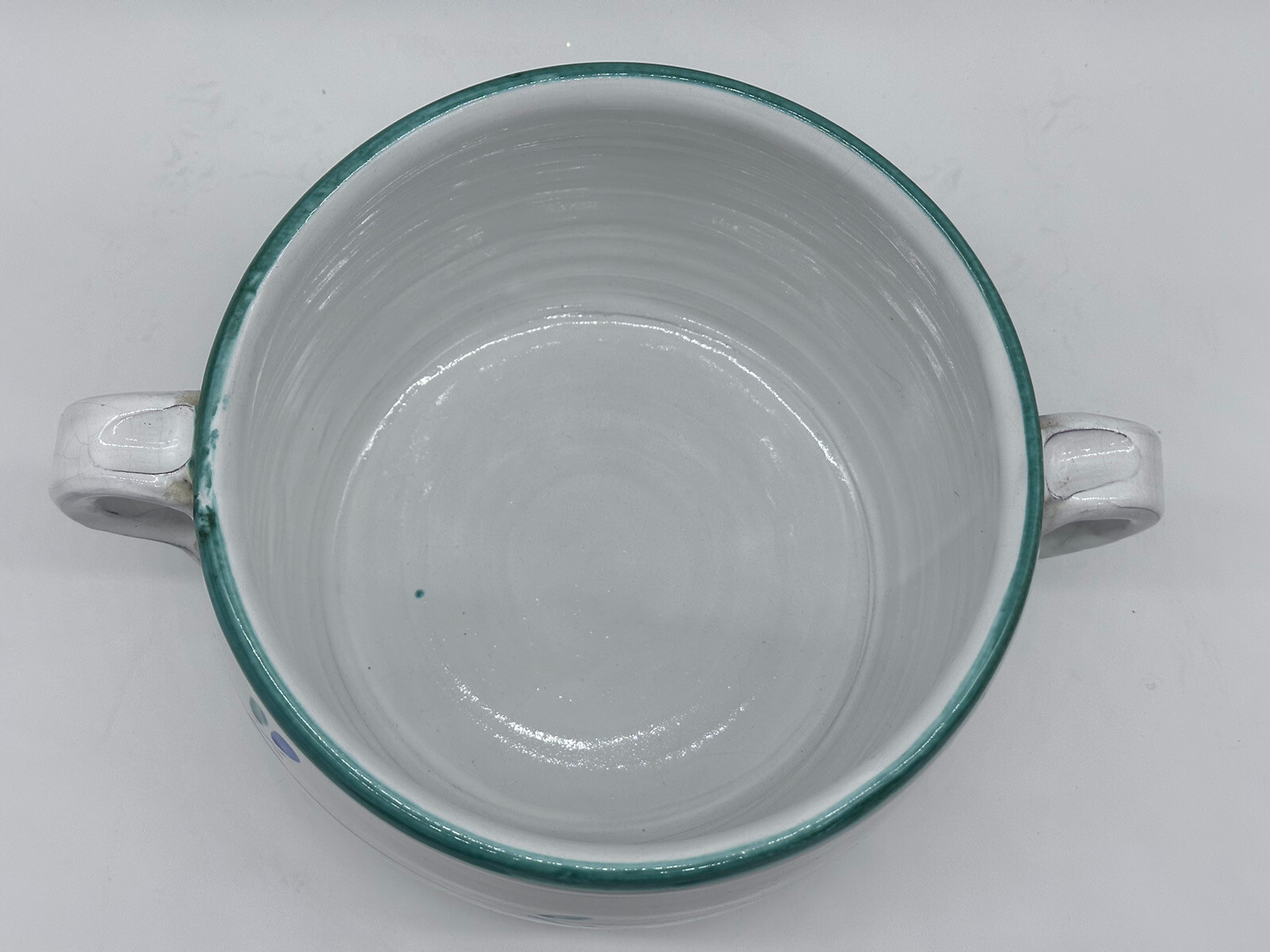 CALECA Bean Pot discontinued/vintage * small chip on handle…see picture three.