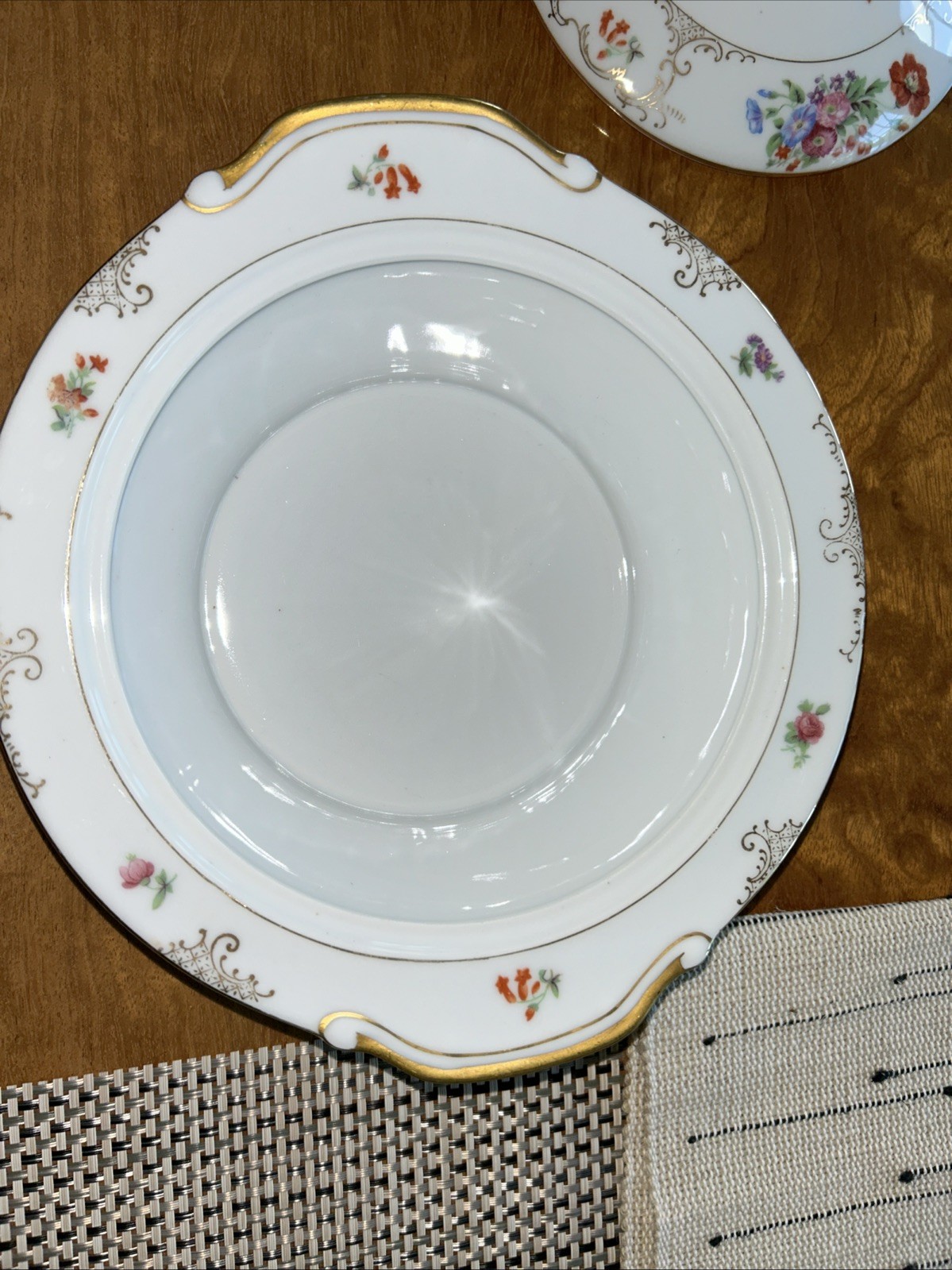 Vintage Made In Occupied Japan Serving Bowl And Lid Floral SGK China