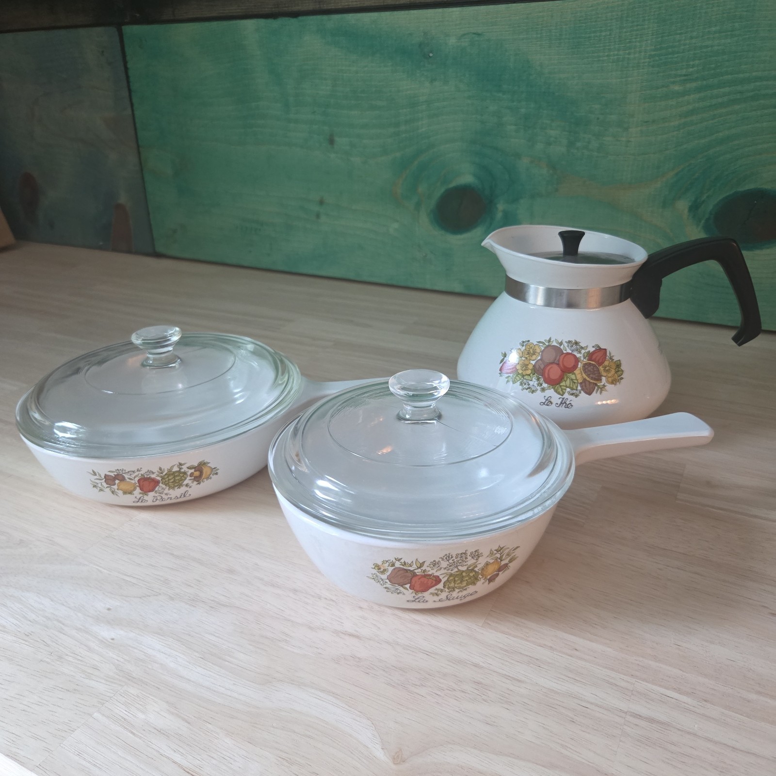 CorningWare Spice of Life Lot P-104 Teapot + 6.5 in Pot w/Lid + 1 Pint Pot w/lid