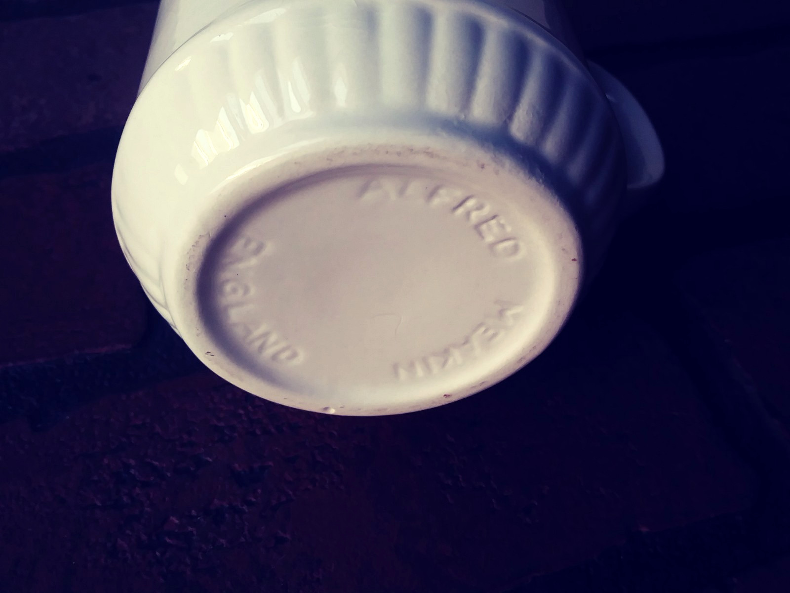 Vintage Creamer Leeds by Alfred Meakin white milky ceramic ribbed base 4.25″ GUC