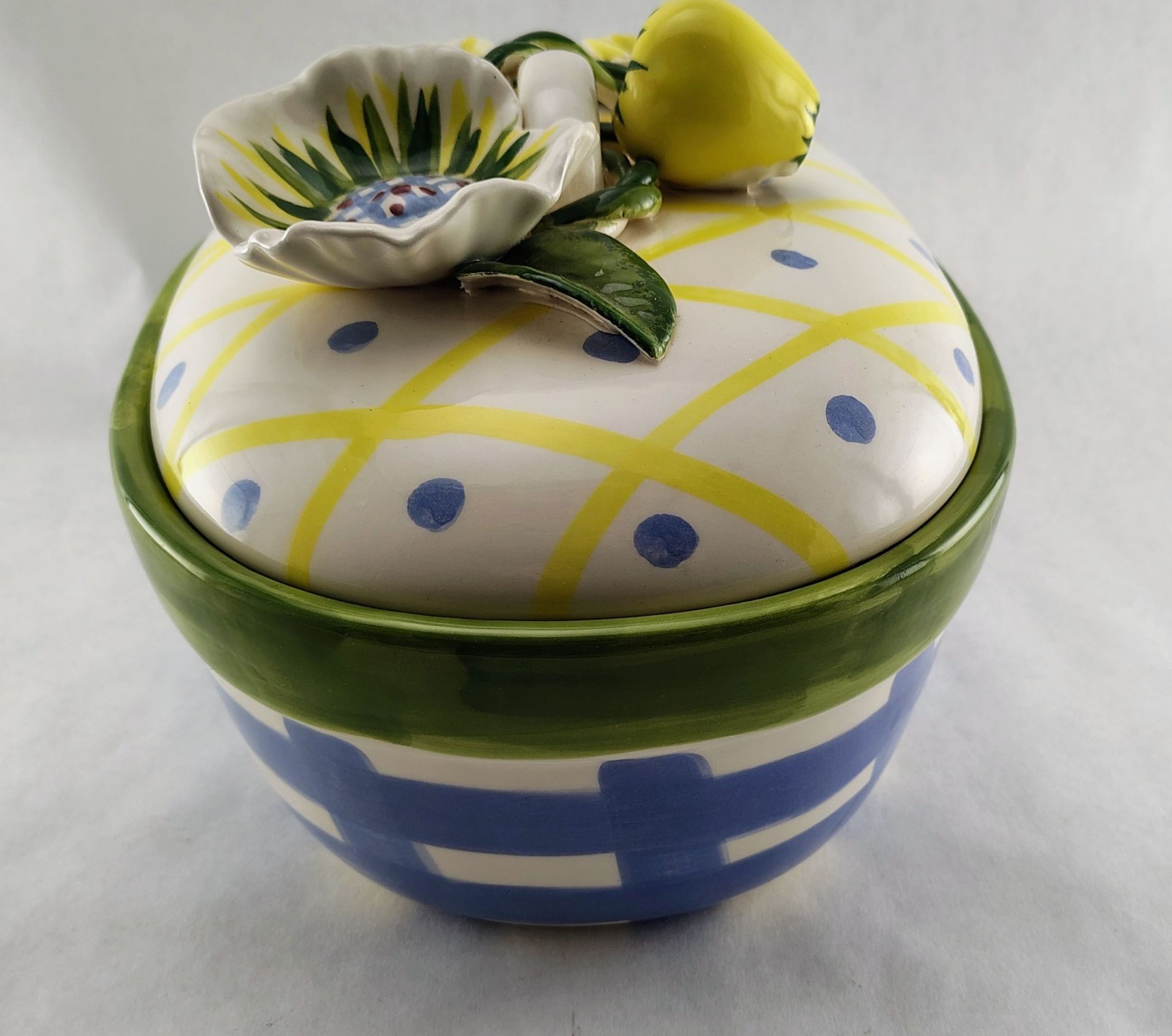 Serving Bowl Paper Windows Lidded Easter / Spring Excellent for Display VTG