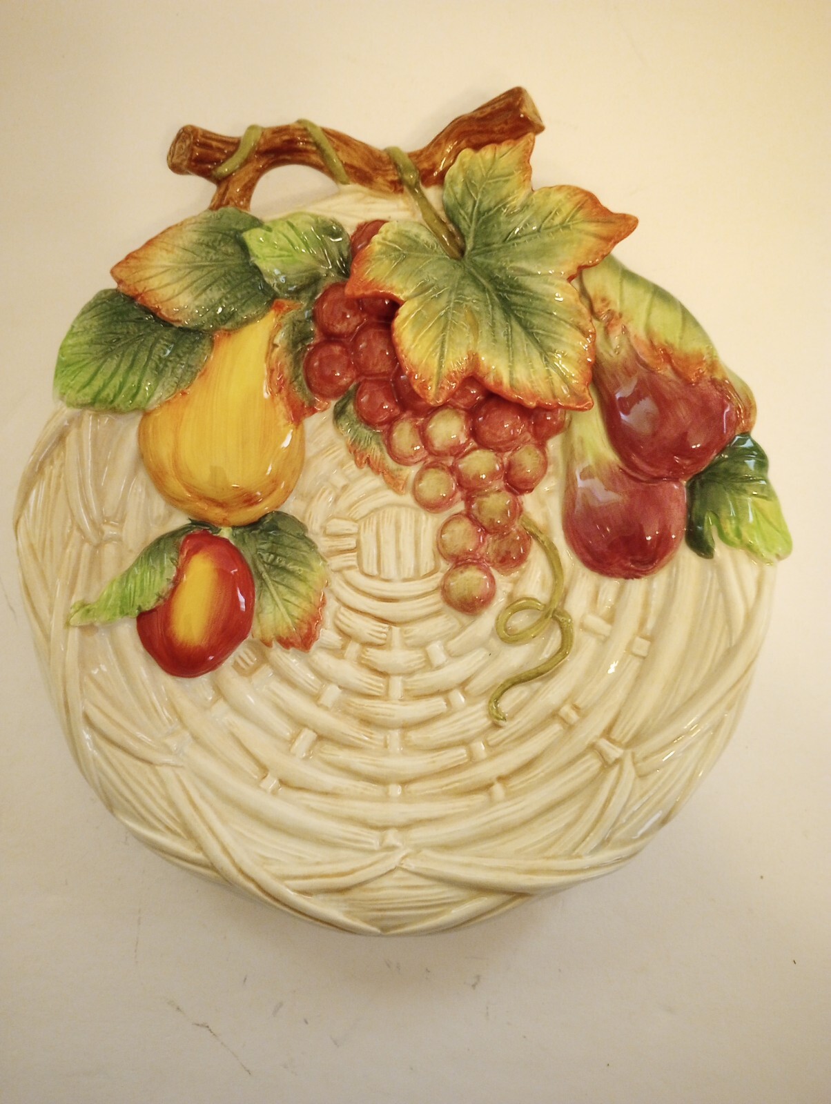 Fitz and Floyd Classics Country Gourmet Canape Plate Embossed Fruit Basketweave