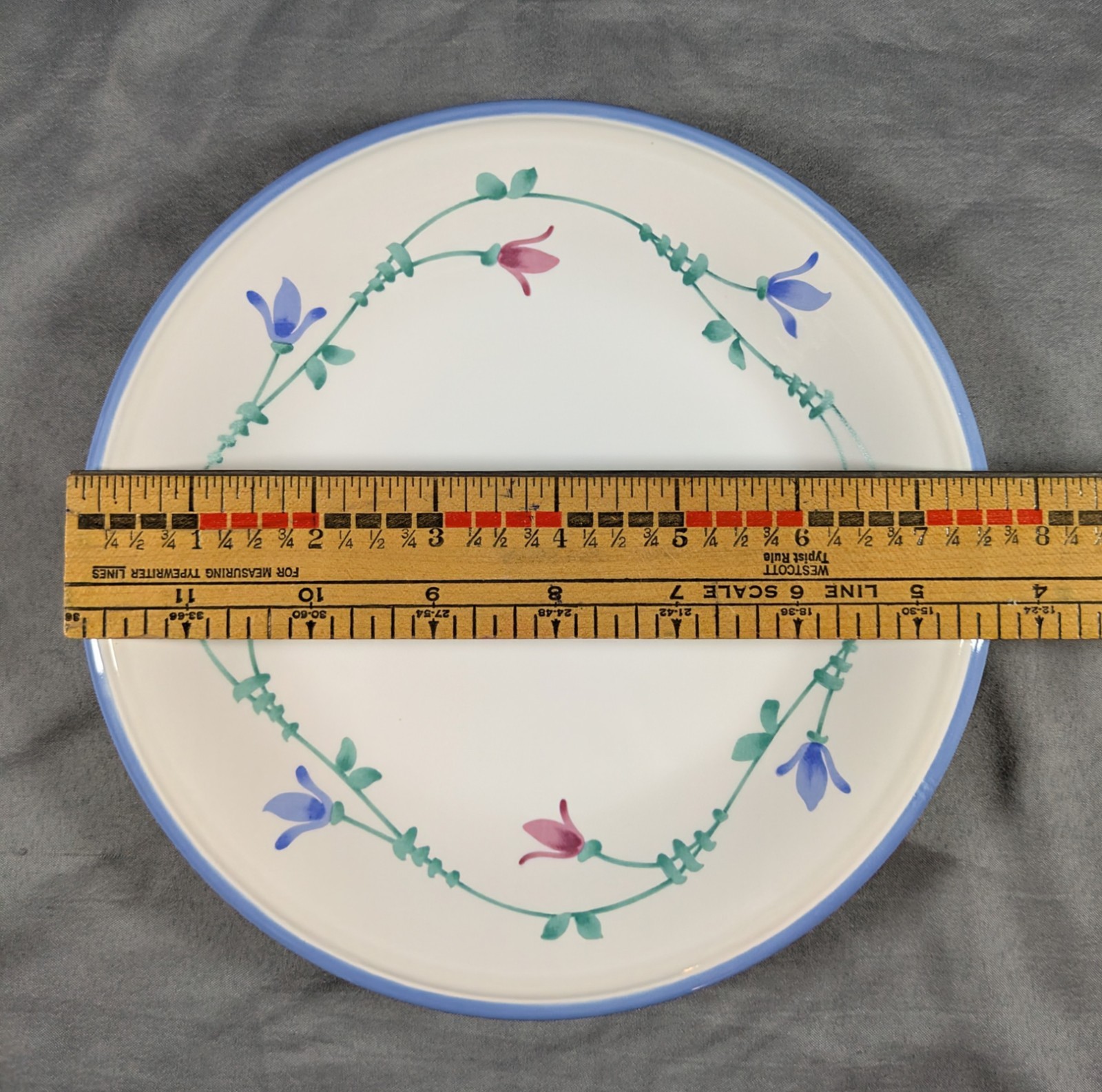 VTG Portofino Blue Savoir Vivre Salad Dessert Plates 7.75 in Floral Cottage Blue