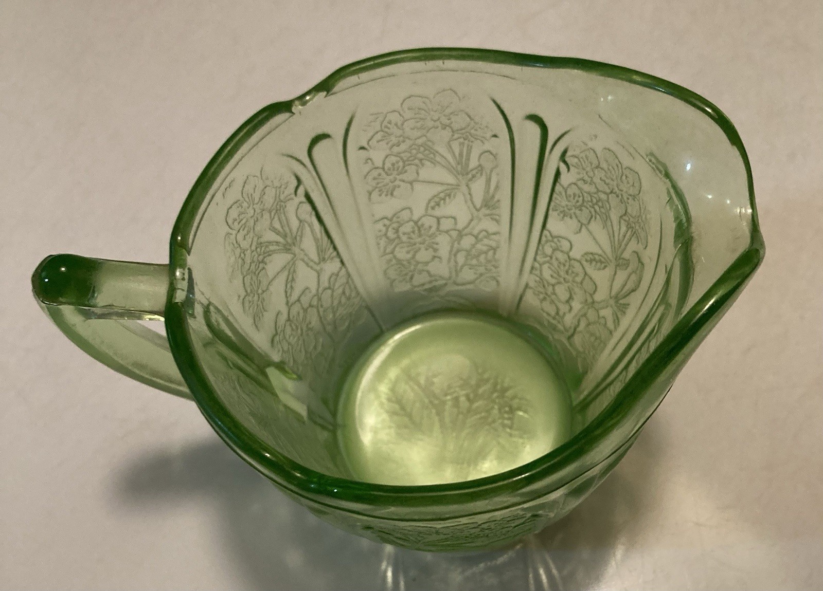 Depression Glass Green Creamer And Sugar Bowl Cherry Blossom Jeanette Glass Co.