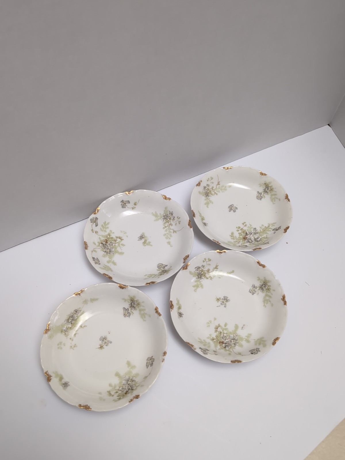 (4) Haviland Limoges For PDG Co. Indianapolis Fruit Bowls 5″ Blue Gray Violets