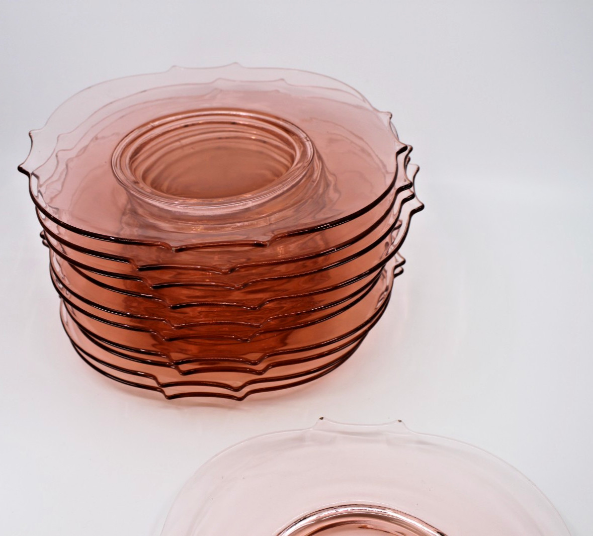 VTG Set of 11 Pink Depression Glass 8 3/4 inch Salad / Dessert Plates