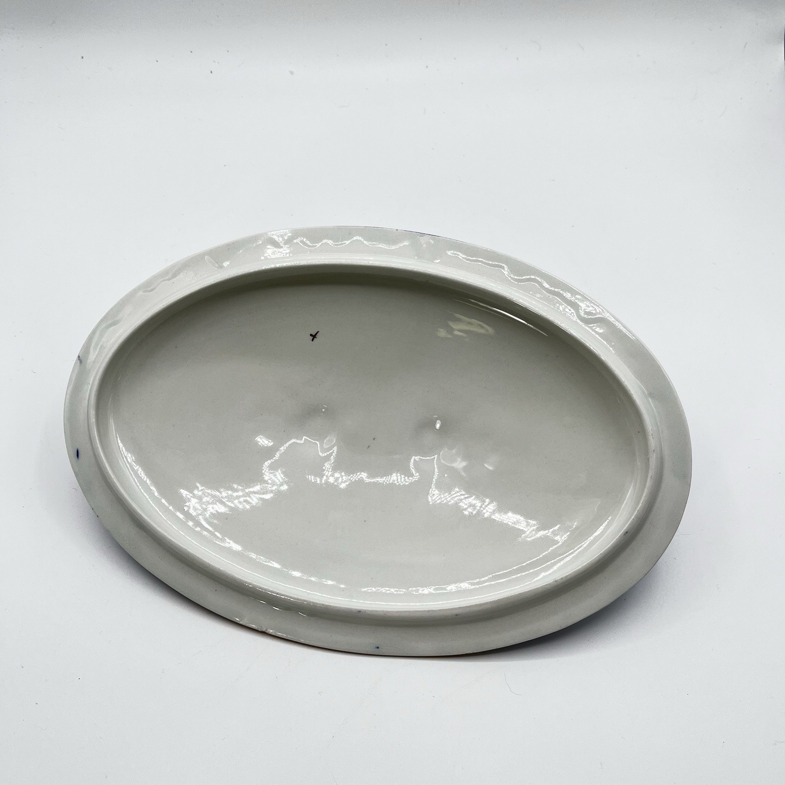 Wood And Sons England Burlington Covered Dish Blue White Discontinued Antique