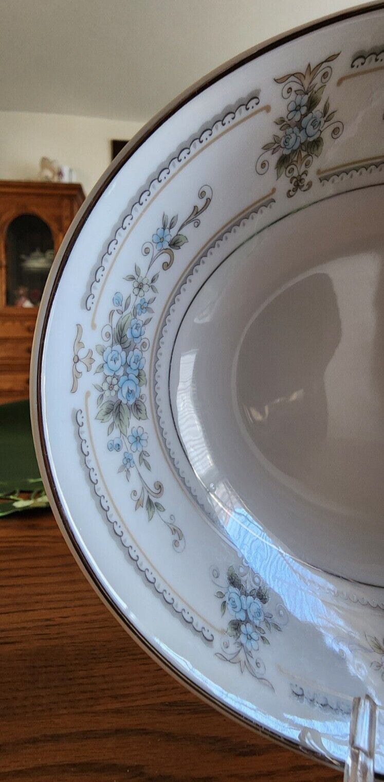 Elington Vegetable Bowl 10 1/2″ W Wade Porcelain Oval White Blue Platinum Trim !