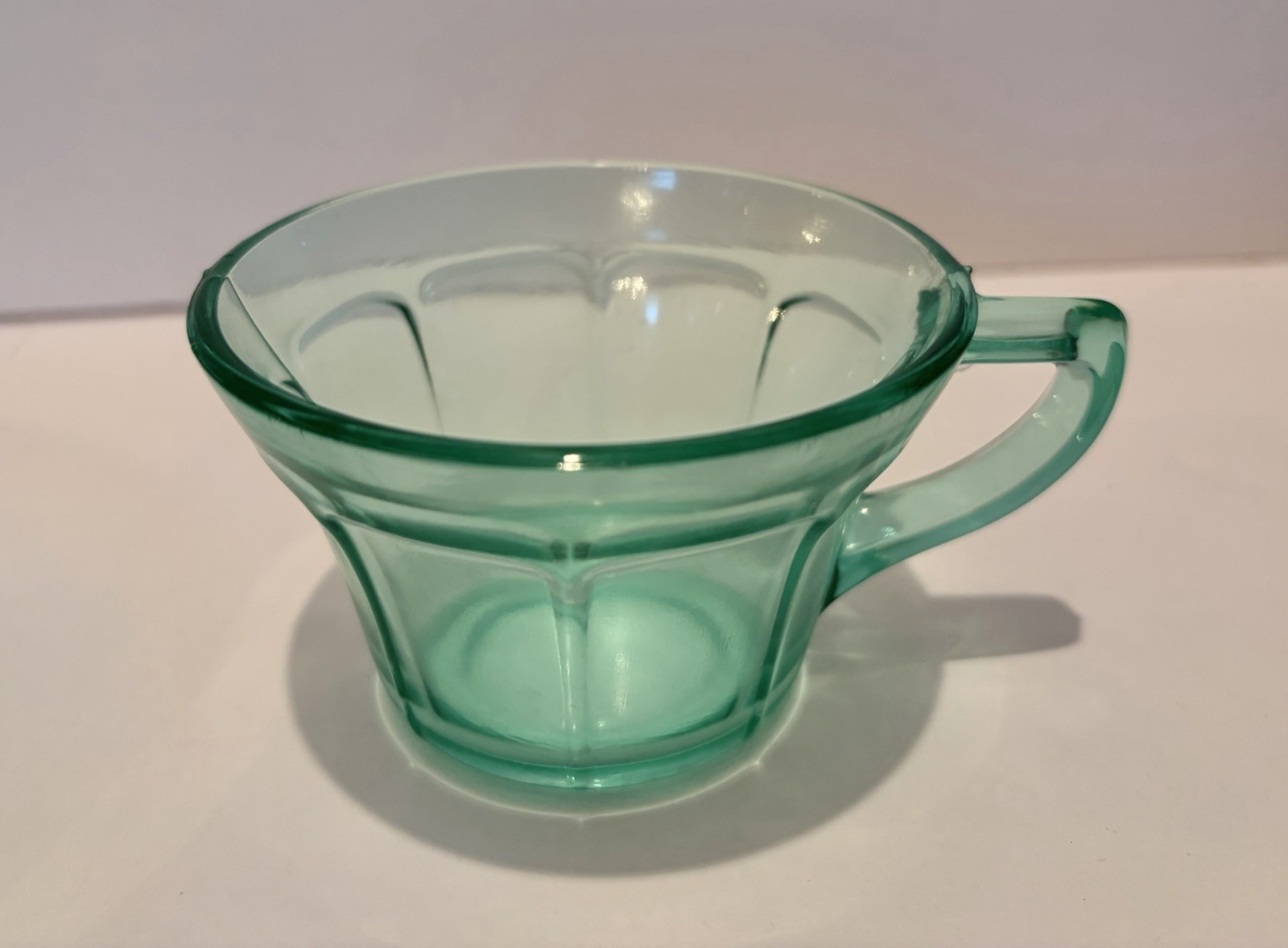 Set of 4 Vintage Diamond Glass Co. Victory Green Uranium Glass Cups & Saucers