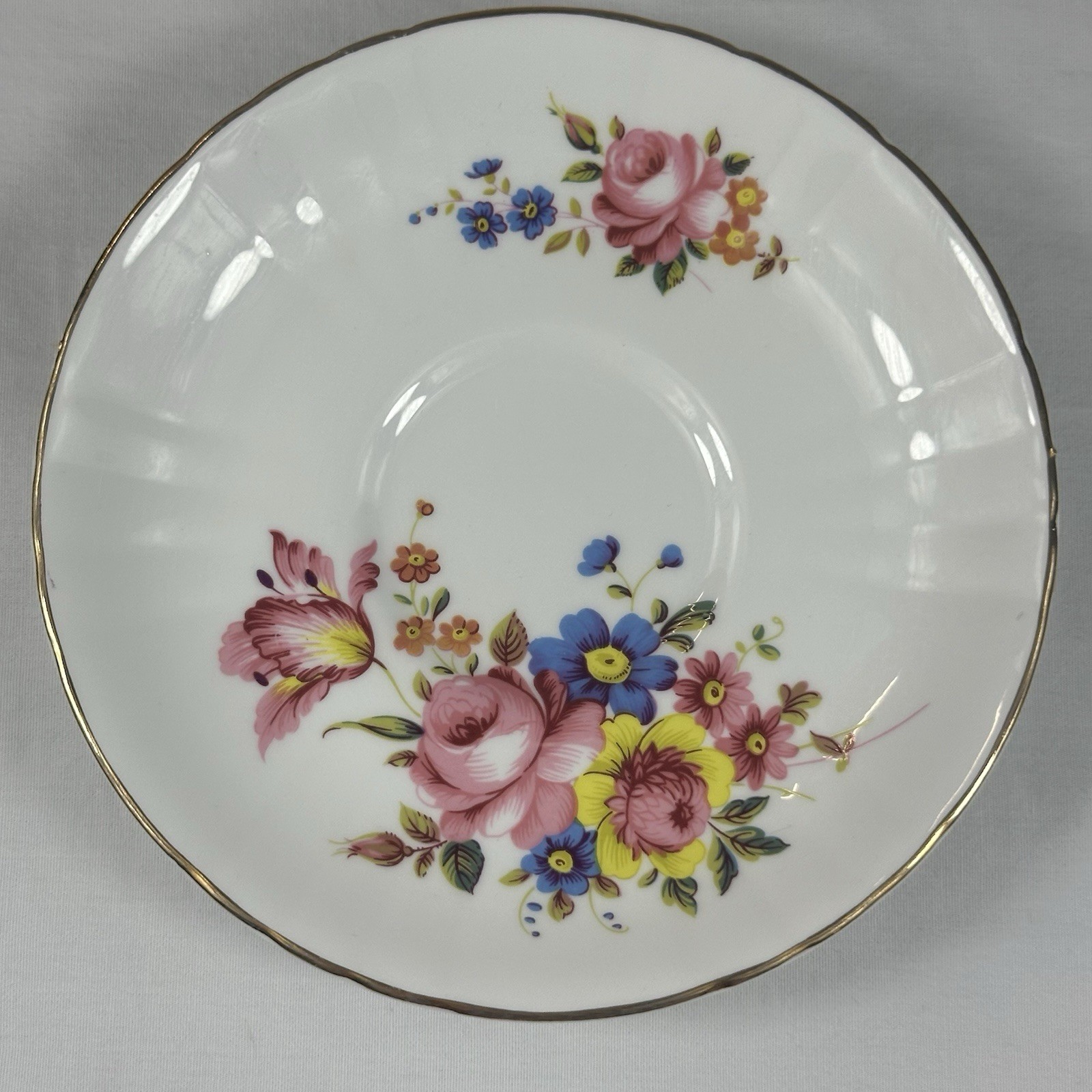 Royal Grafton Pink Rose Teacup Saucer Set 1517 Bone China England Cottagecore
