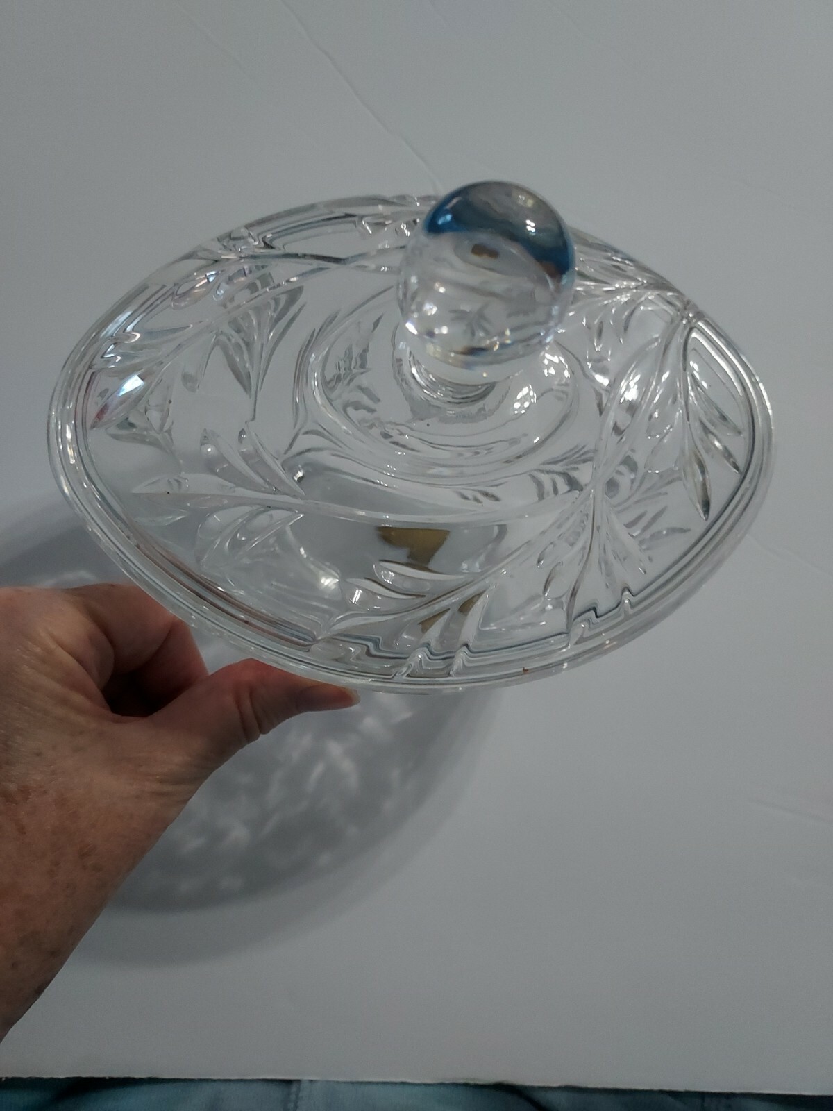 Oval Oneida Crystal Deep Candy/Nut Bowl w/Lid 7.5 H w/ Lid On.x 5 Wx 7 L x3.5 D