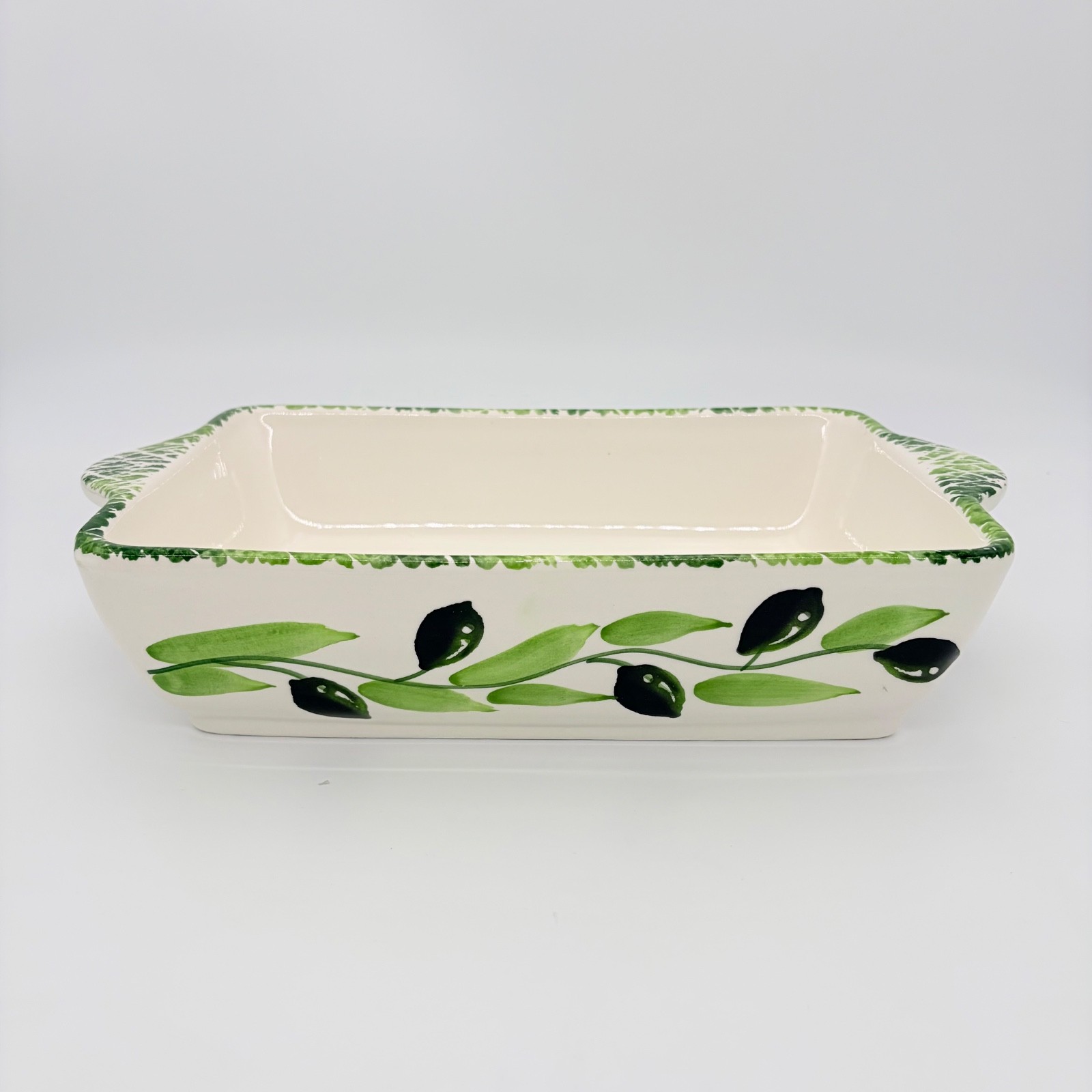 La Tavola Casserole Lasagna Baking Dish Olives and Leaves Hand Painted Italy