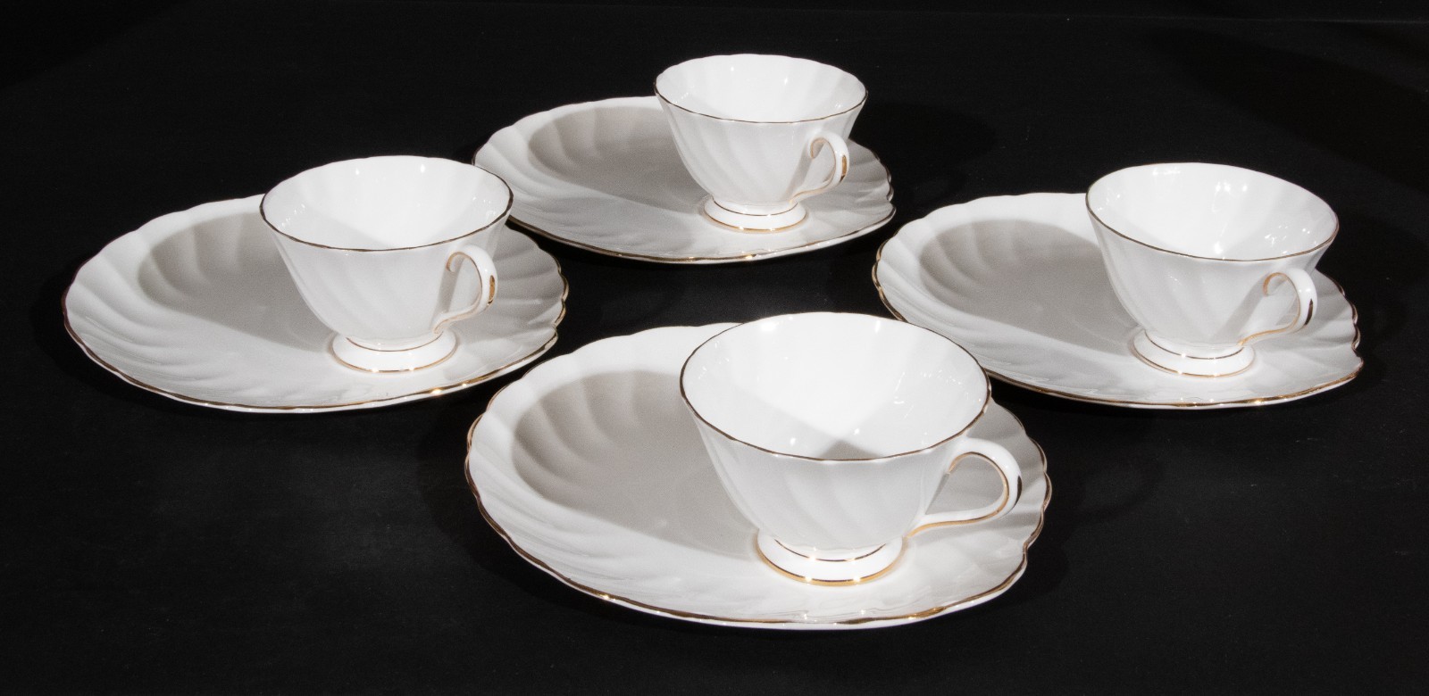 Royal Tuscan Snack Plates w/ Cups (4) “Dover” White Swirl Gold Trim Scalloped