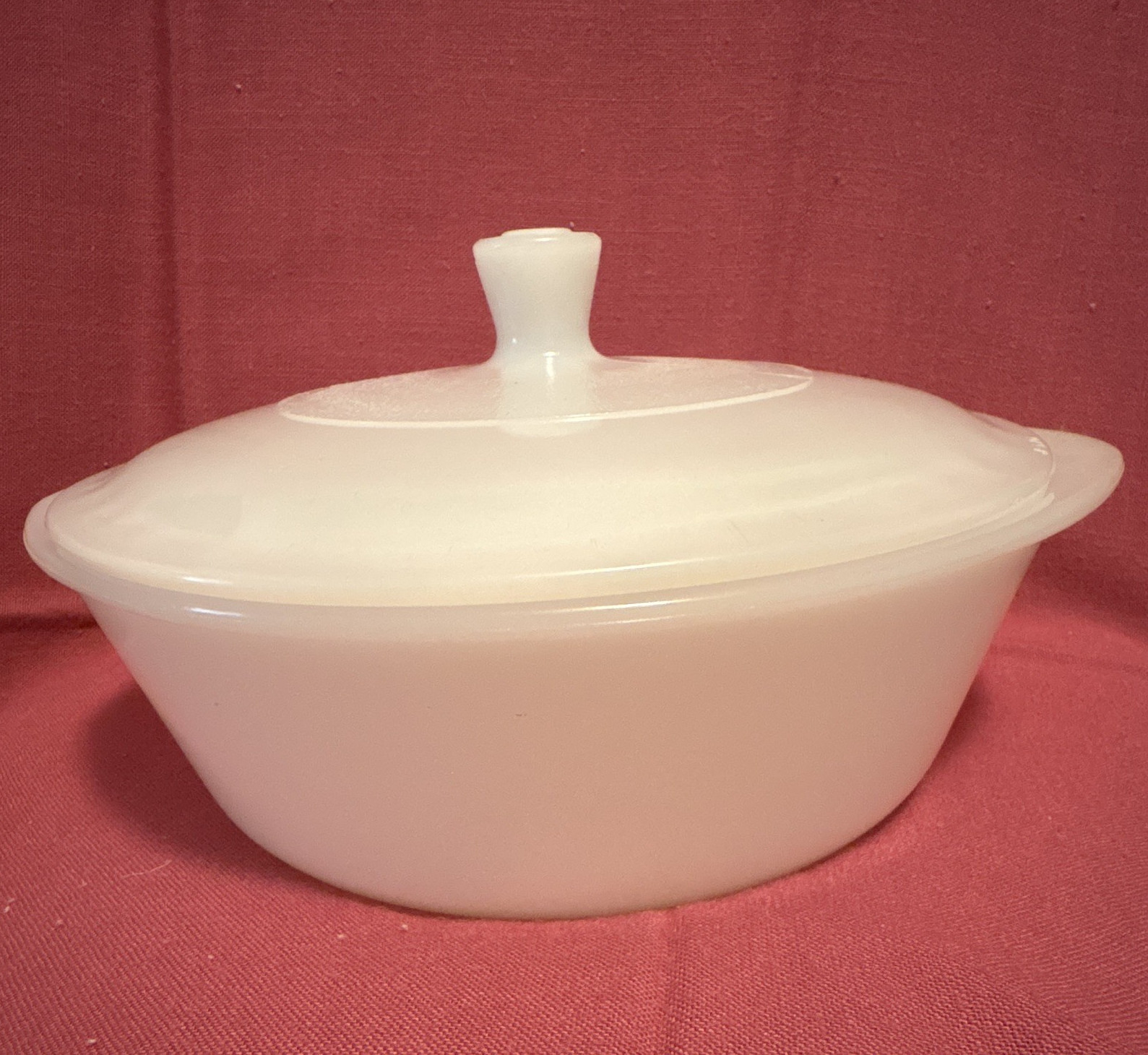 Glasbake White Milk Glass Round Casserole Dish w/ Lid 1 3/4 Qt