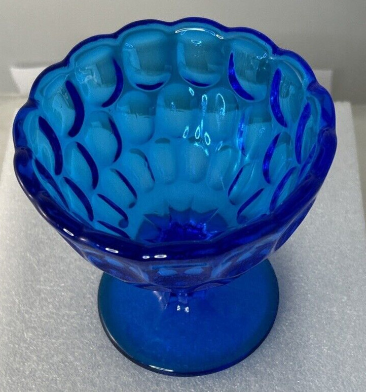 Colonial Blue Thumbprint Pattern Scalloped Edge Pedestal Dish, 4.5″ x 4.25″ VTG
