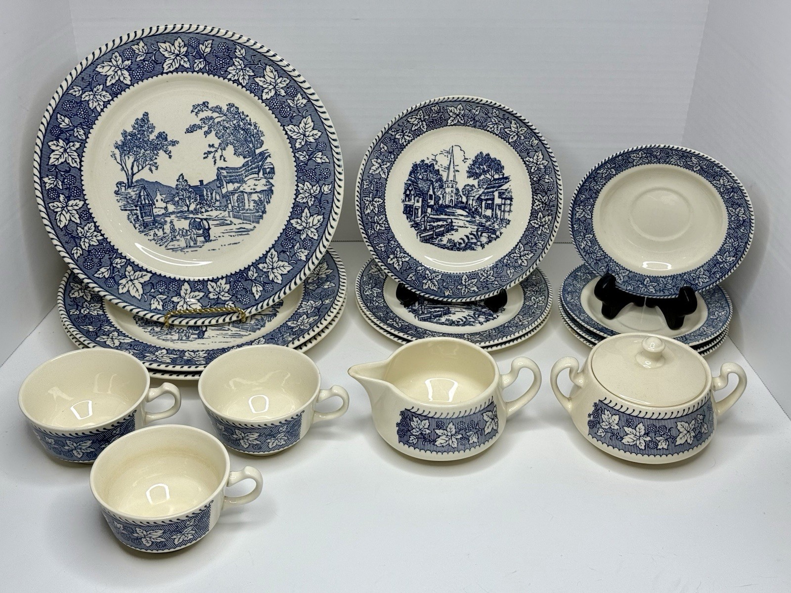 Set Of 15 VTG Homer Laughlin Stratwood Collection Shakespeare Country Dinner Set