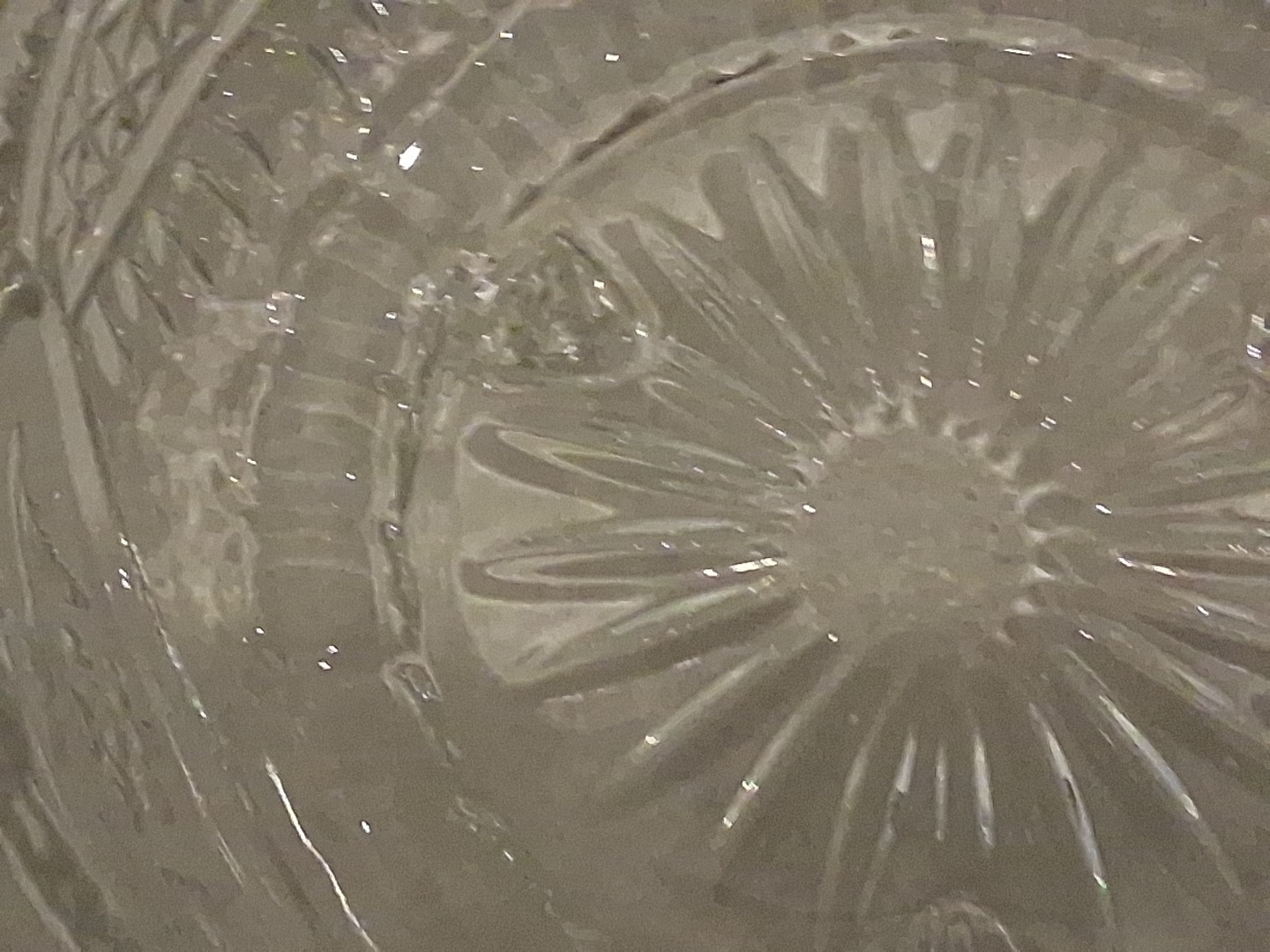 Stunning Vintage Lead Crystal Bowl Sawtooth Fruit Floral 5. 1 lbs – 8.5 inches