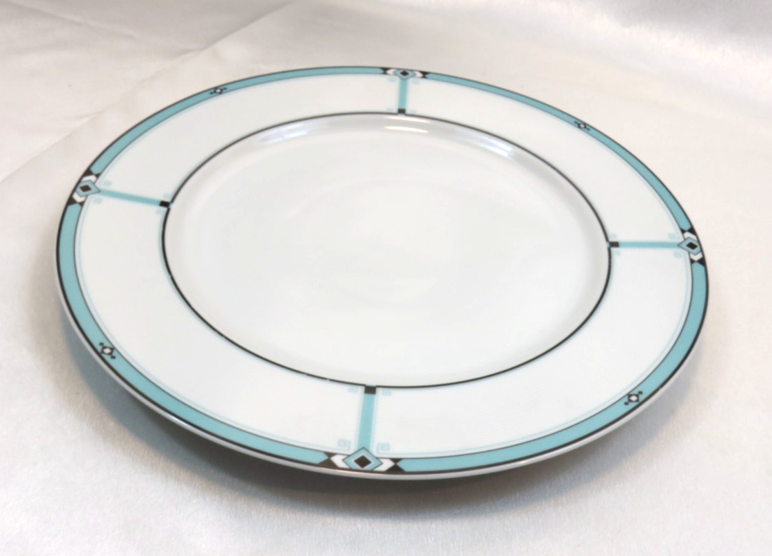 Studio Nova Fine China Dinner Plate DAKOTA YA011 Vintage 1985