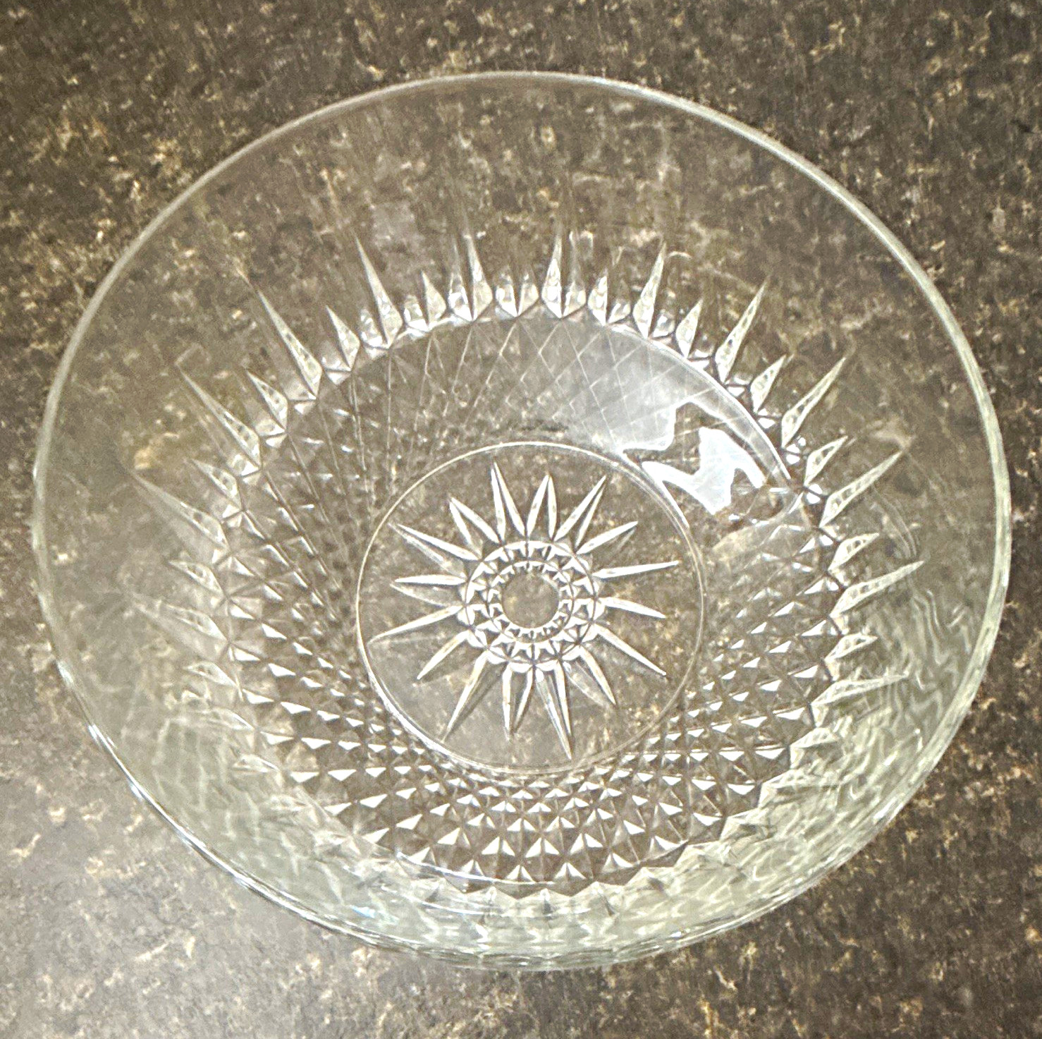 Clear Pressed Glass Starburst Pattern Round Serving Bowl Dish Tableware