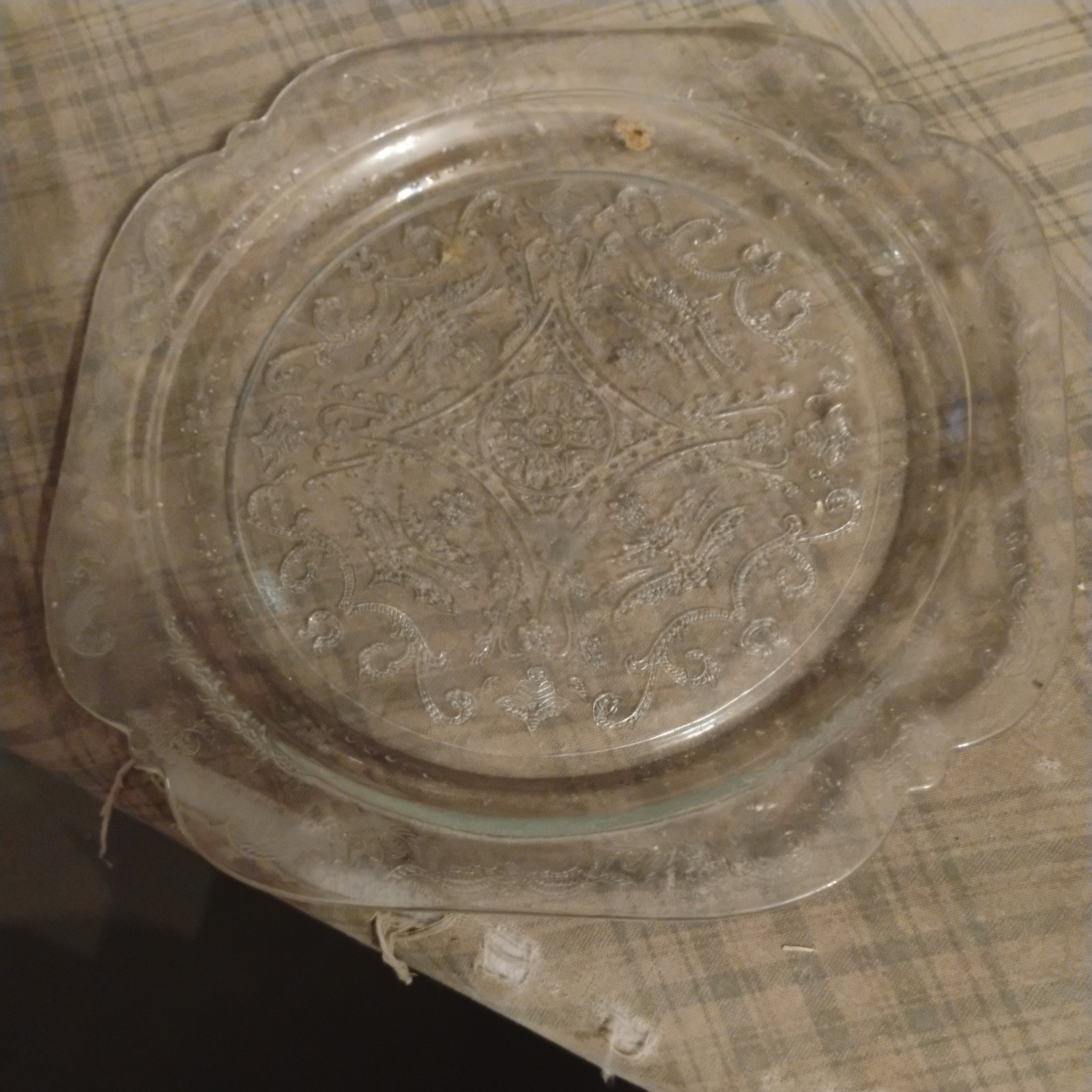 Vintage Indiana Glass “Sandwich Clear” Set of 3 Glass Dinner Plates