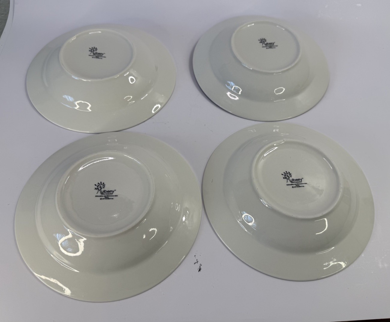 Mulberry Home Collection Penguin Holiday Penguin Rim Soup Bowl 9.5″ 2007
