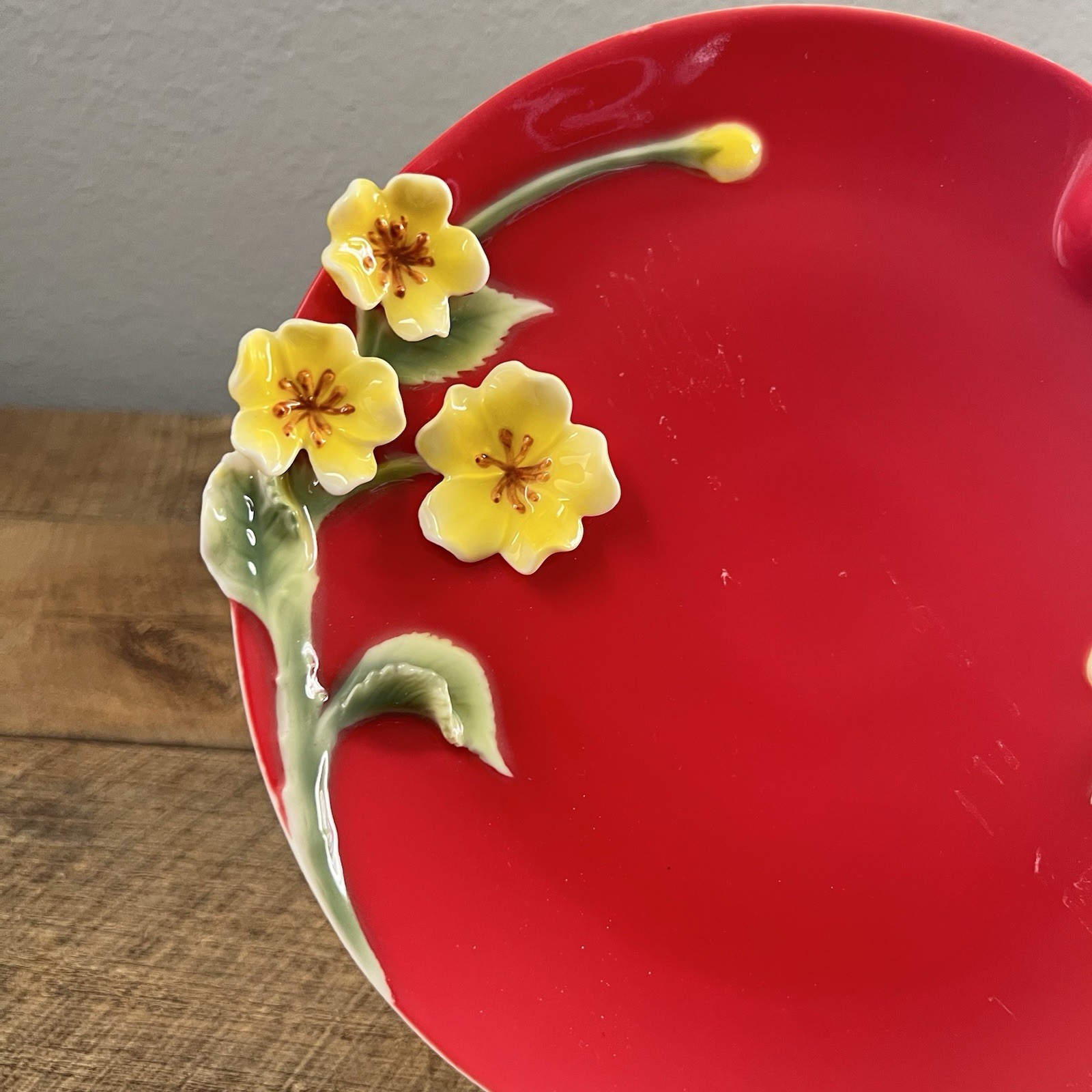Manchu Rose Savoy Sculptured Porcelain Red Plates Replacements