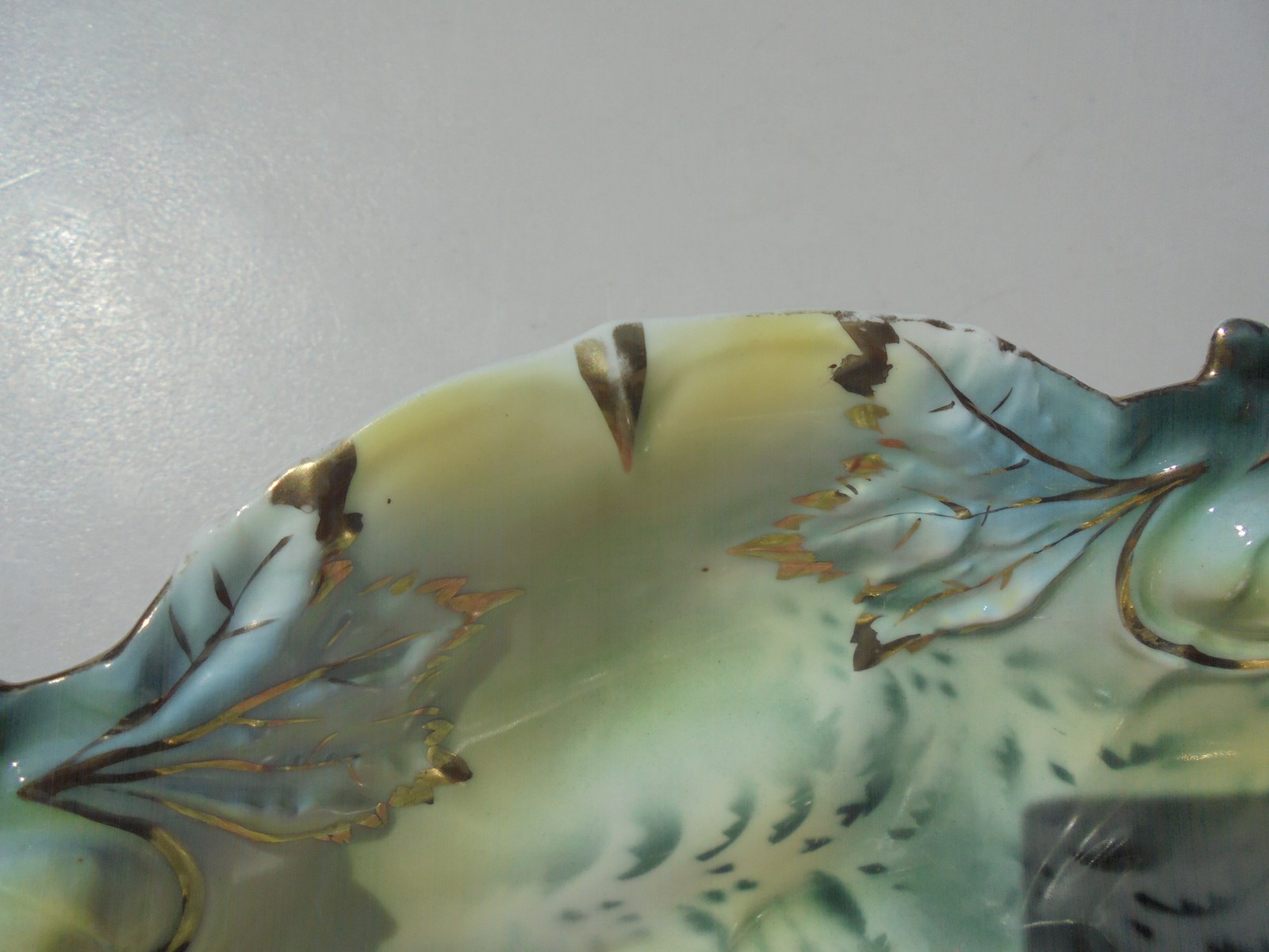 Antique RS Prussia Porcelain Deep Bowl Pink Roses Acorn Mold 10″