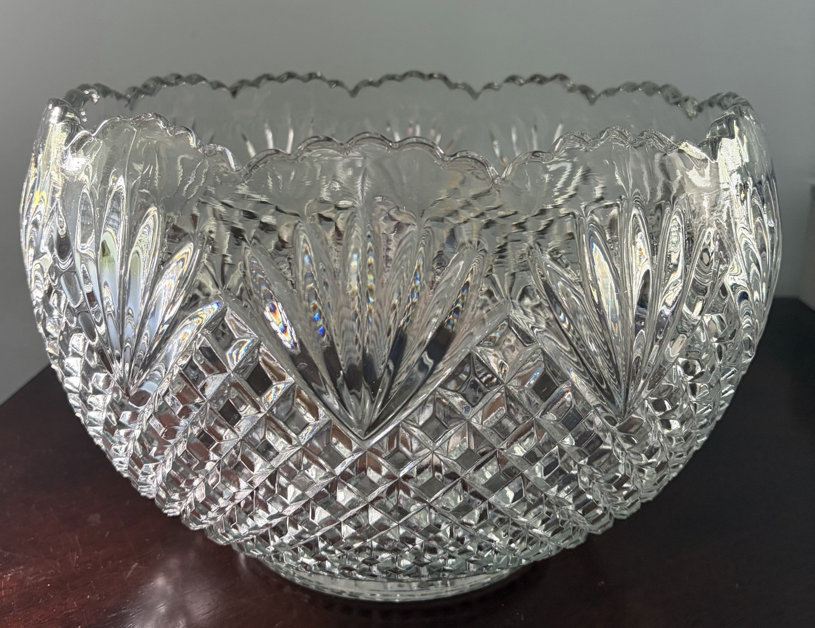 Vintage LE Smith Glass Pineapple/Fan Cut Punch Bowl w/21 Cups Set